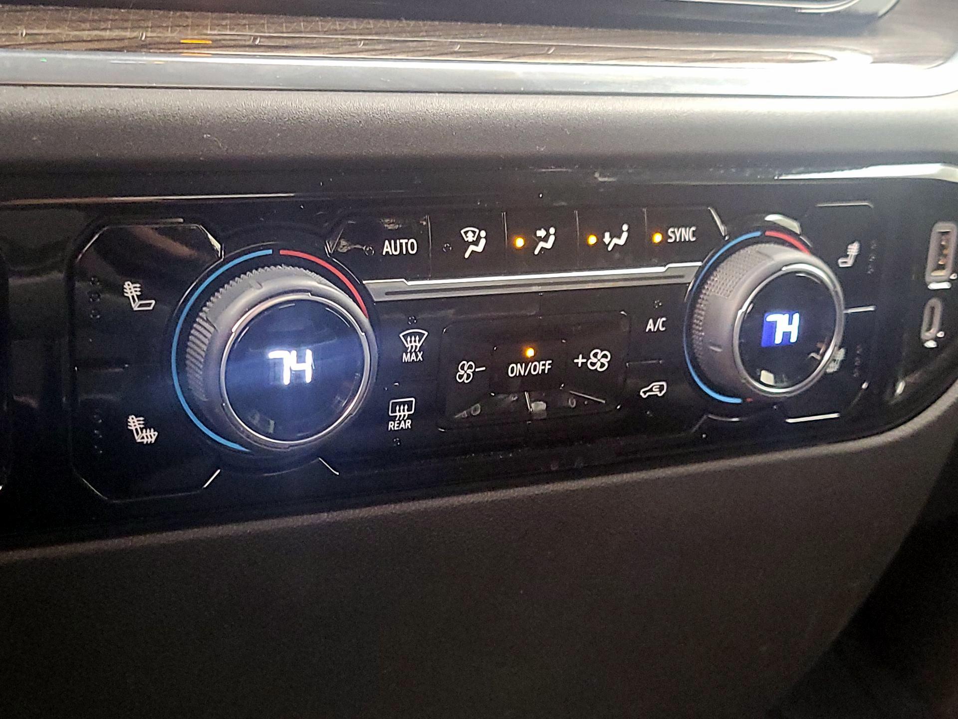 Thumbnail: 2023 Chevrolet Silverado 1500 - 16