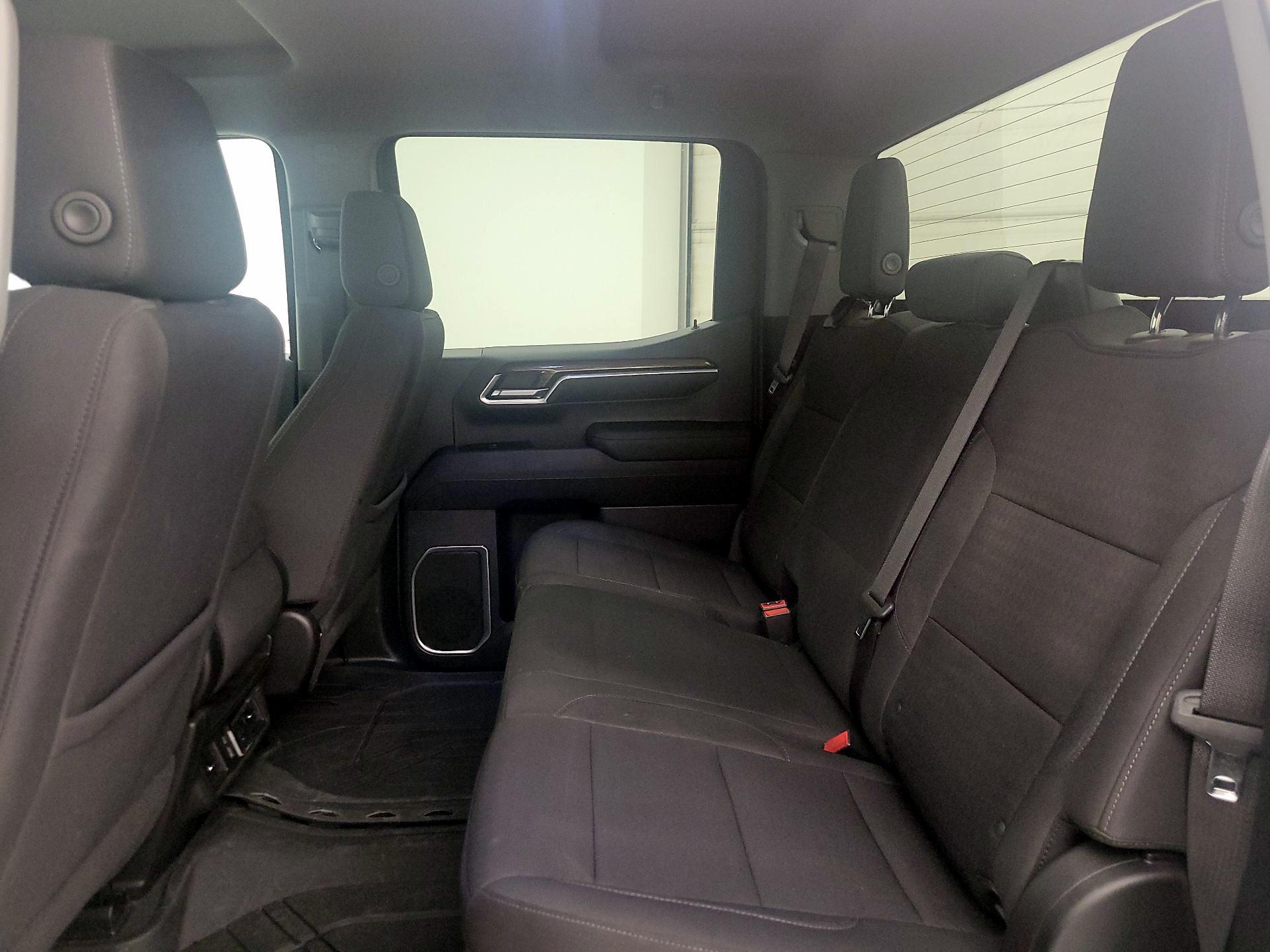 Thumbnail: 2023 Chevrolet Silverado 1500 - 19