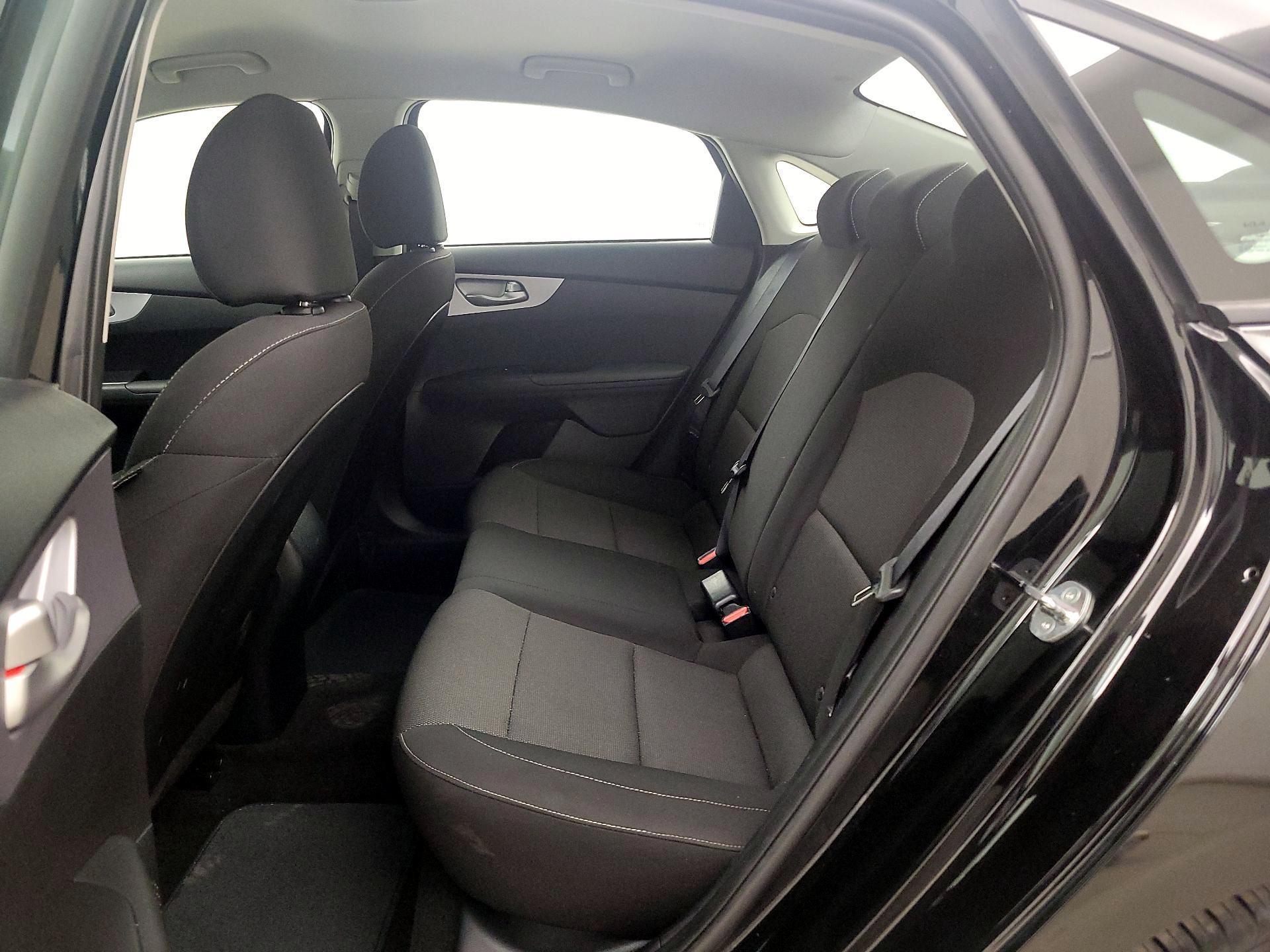 Thumbnail: 2024 Kia Forte - 19