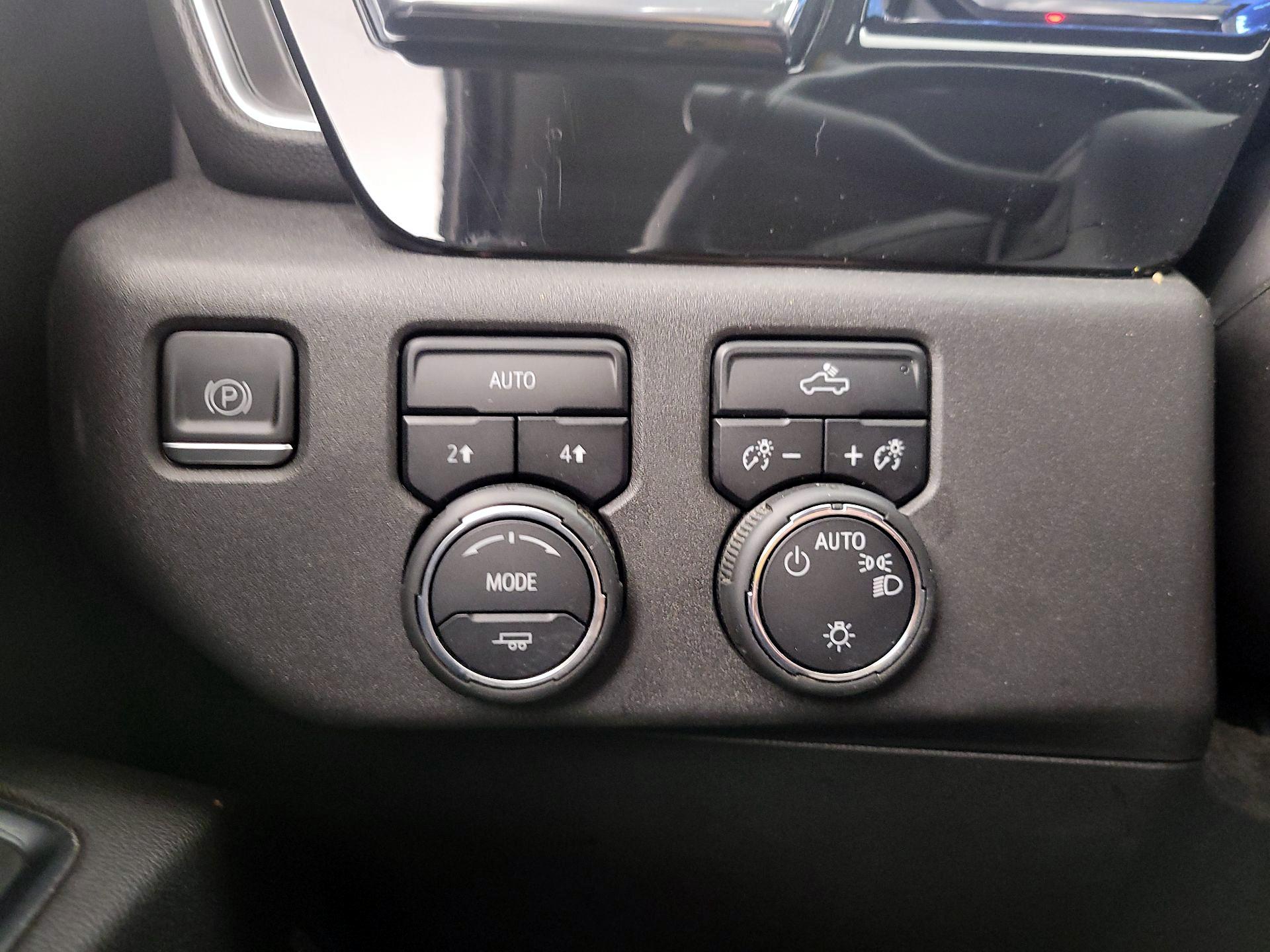 Thumbnail: 2023 Chevrolet Silverado 1500 - 13