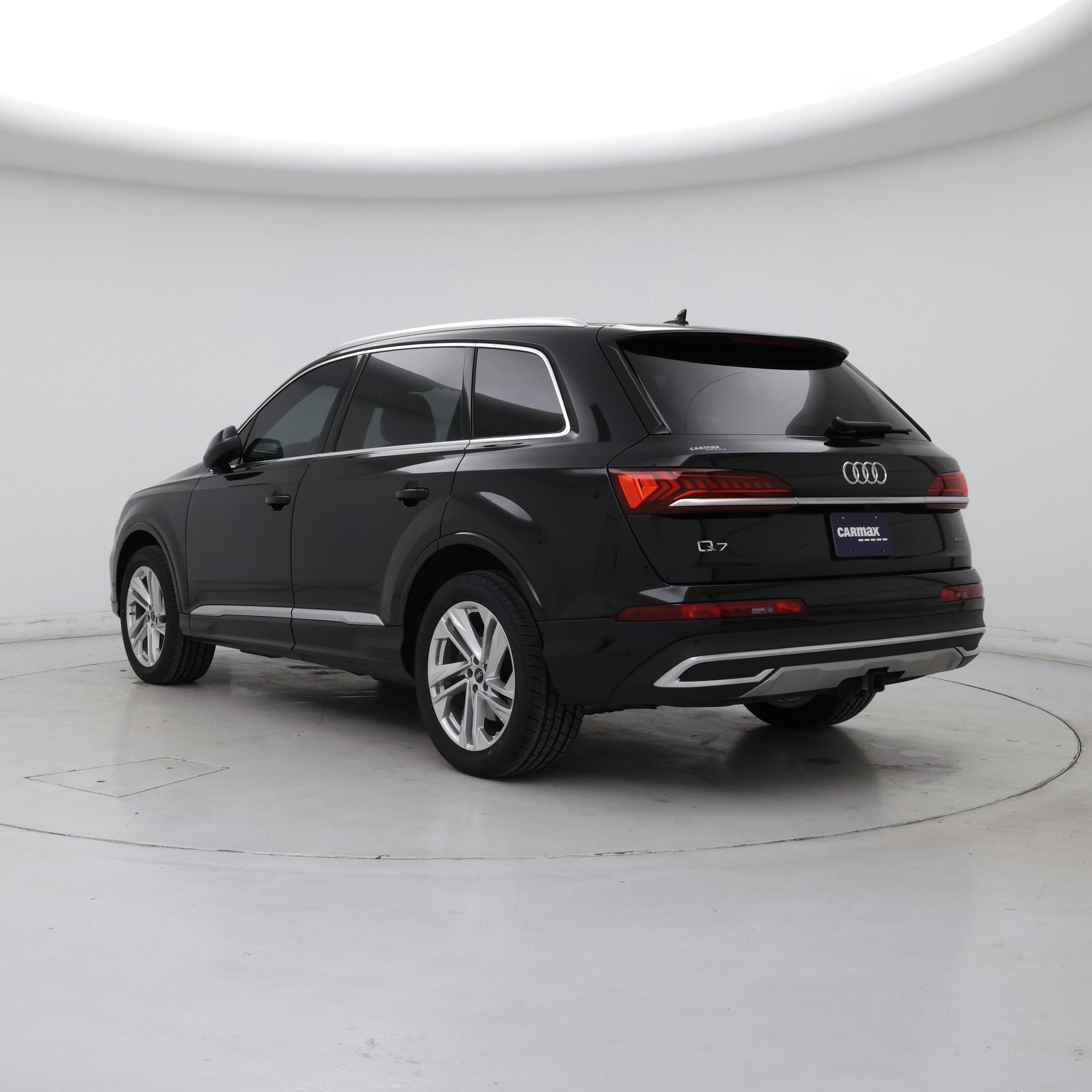Thumbnail: 2023 Audi Q7 - 2