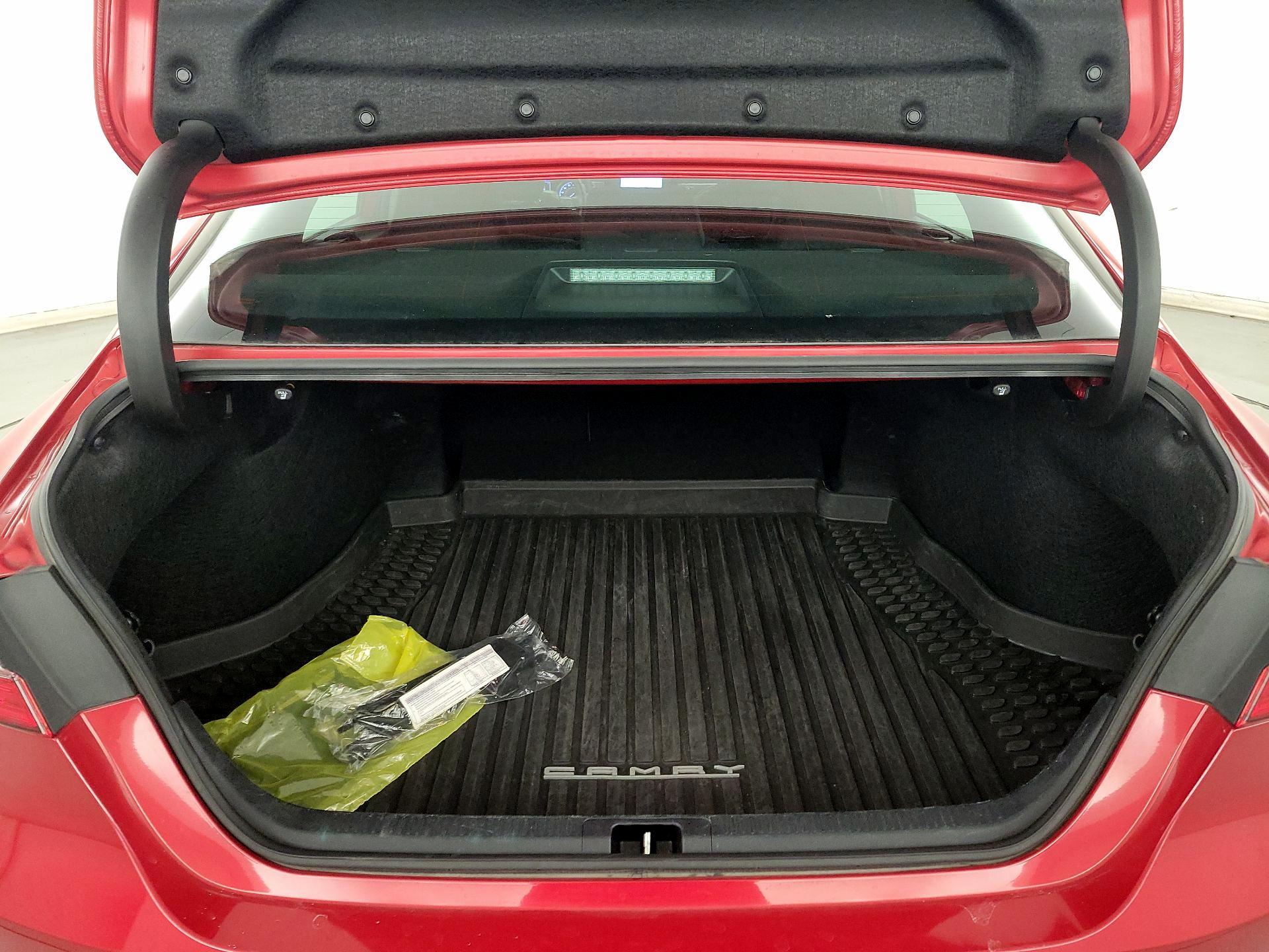 Thumbnail: 2024 Toyota Camry - 20