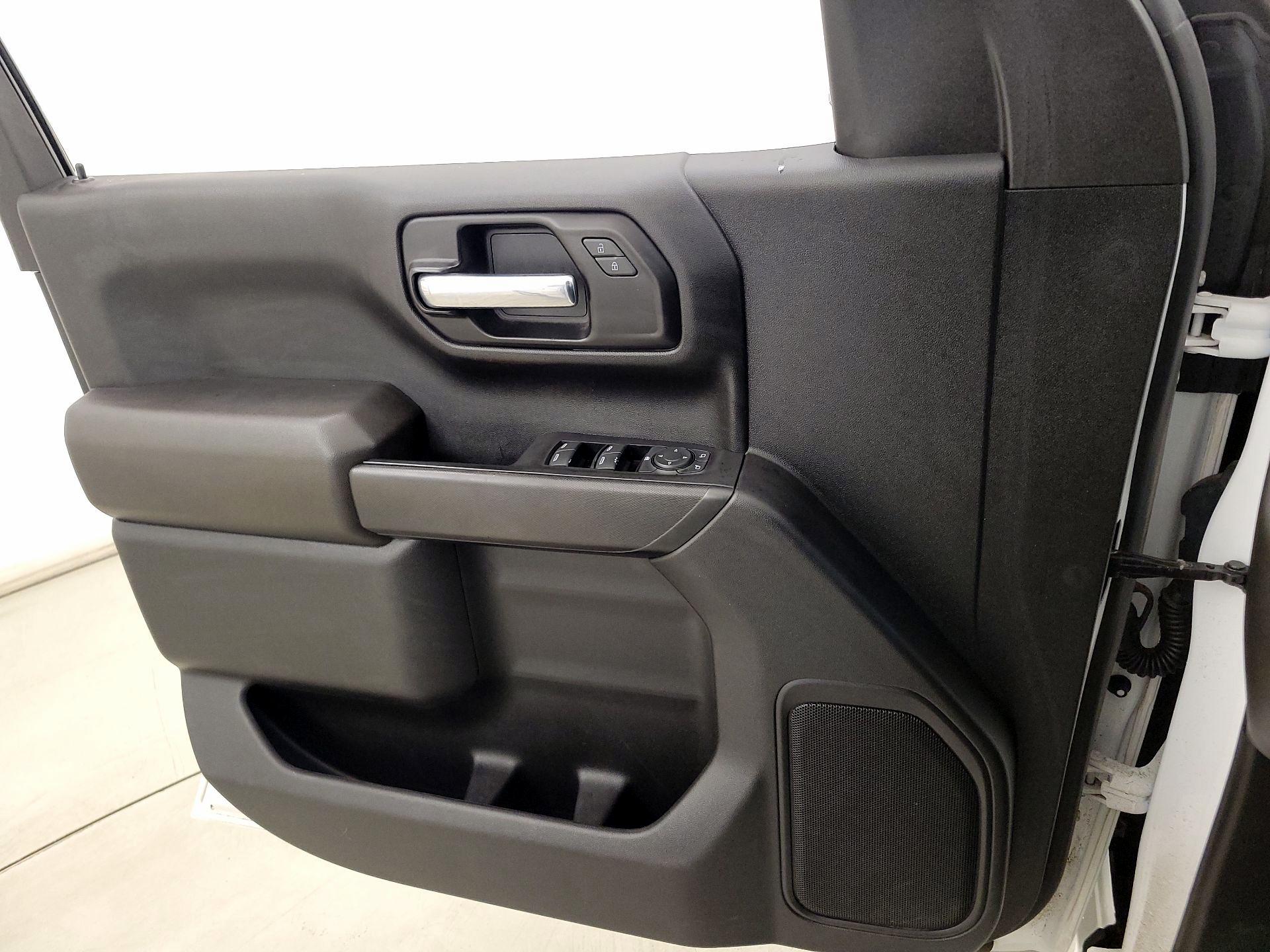 Thumbnail: 2021 Chevrolet Silverado 1500 - 12