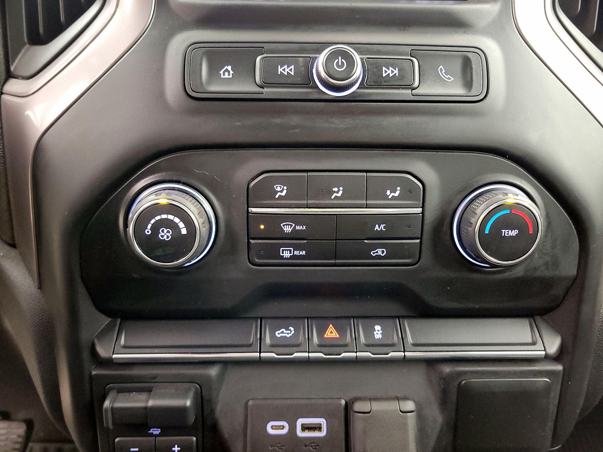 Thumbnail: 2021 Chevrolet Silverado 1500 - 16