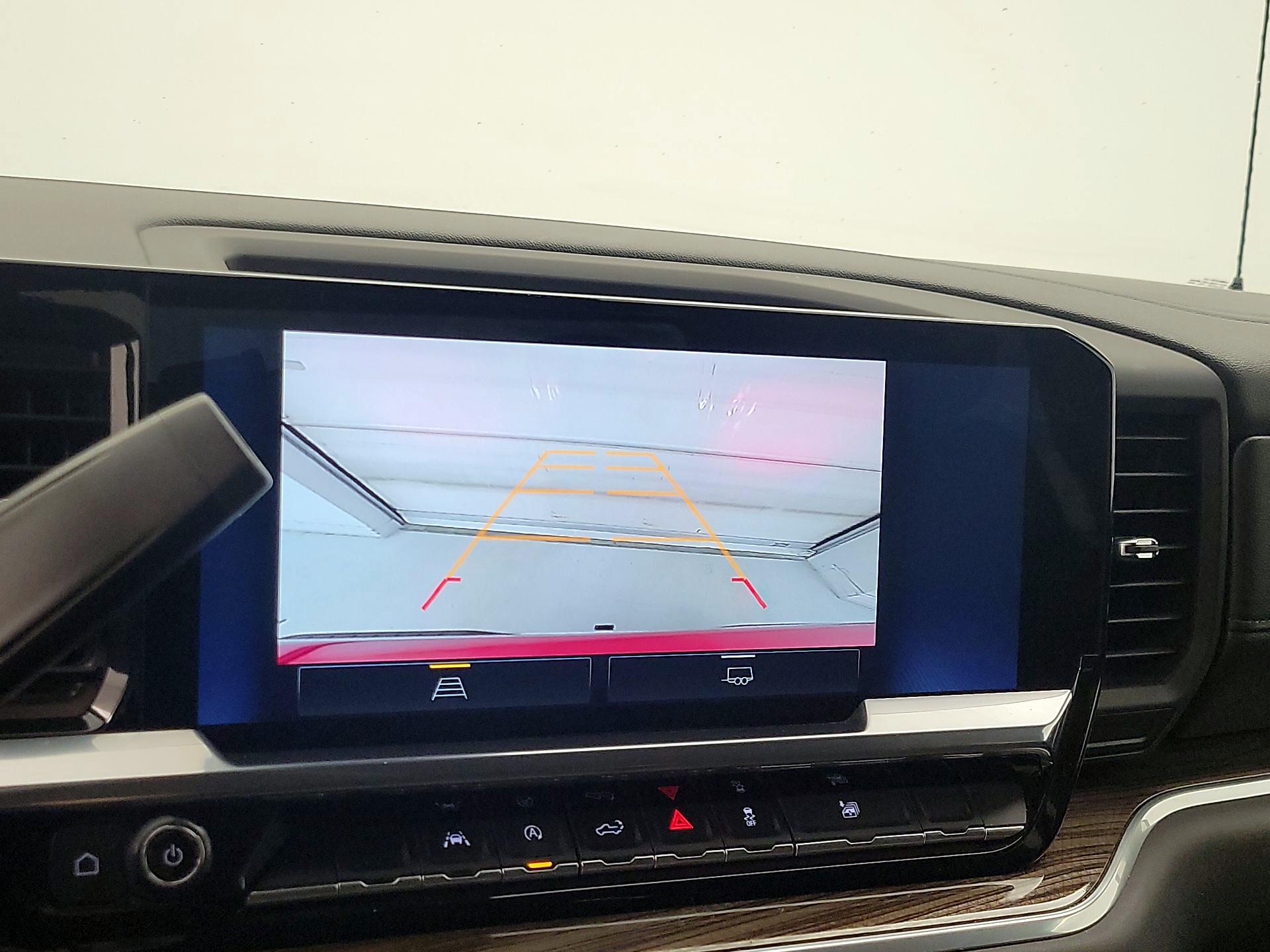 Thumbnail: 2022 Chevrolet Silverado 1500 - 14