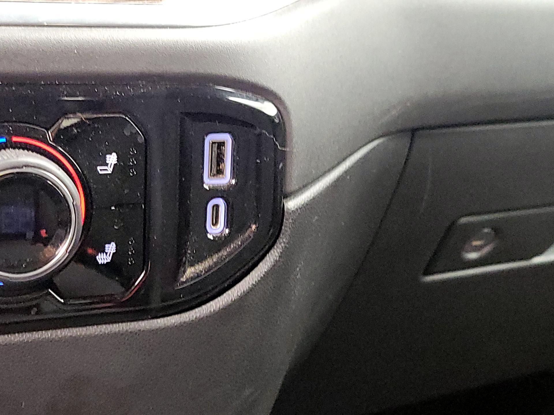 Thumbnail: 2022 Chevrolet Silverado 1500 - 18