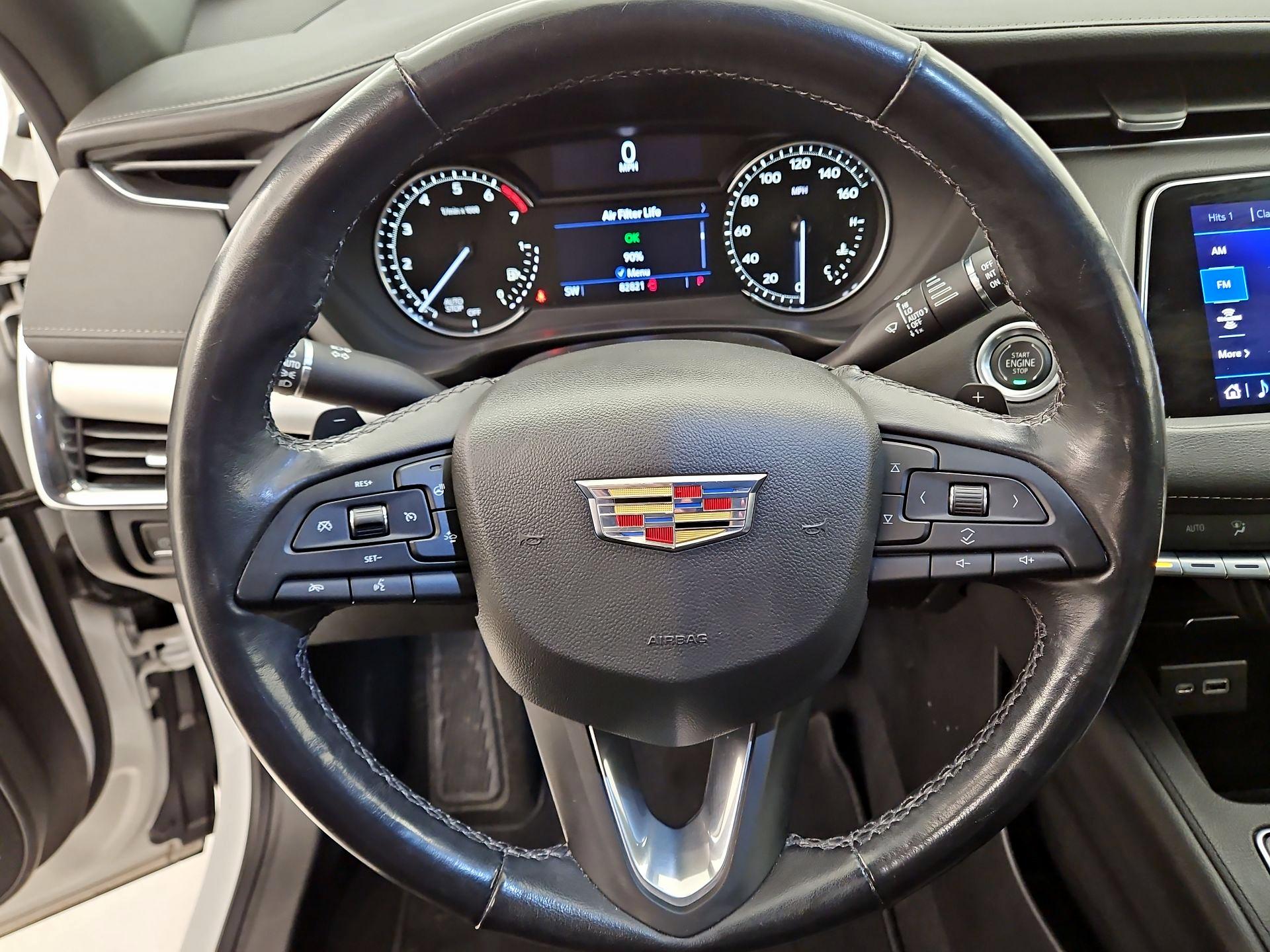 Thumbnail: 2019 Cadillac XT4 - 10