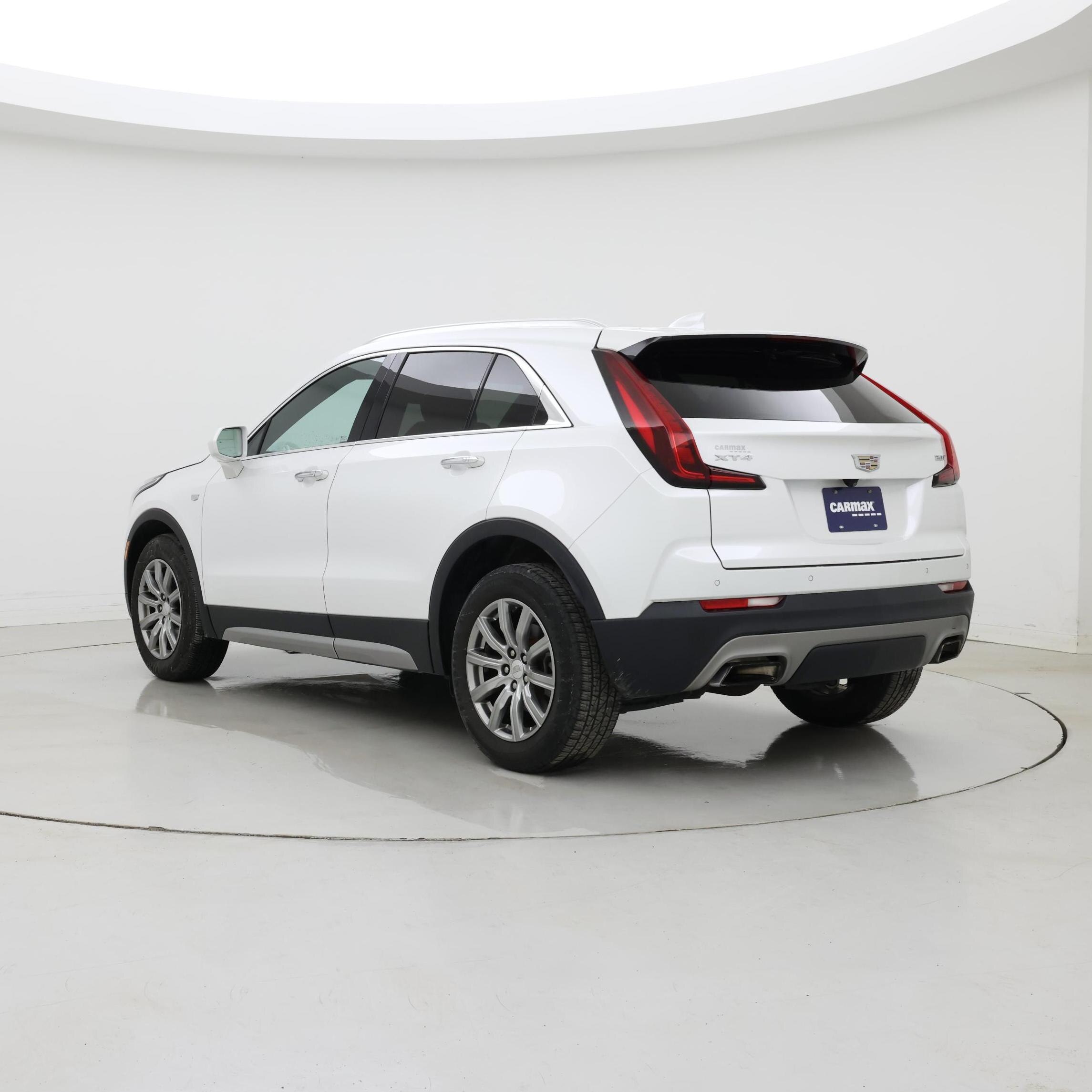 Thumbnail: 2019 Cadillac XT4 - 2