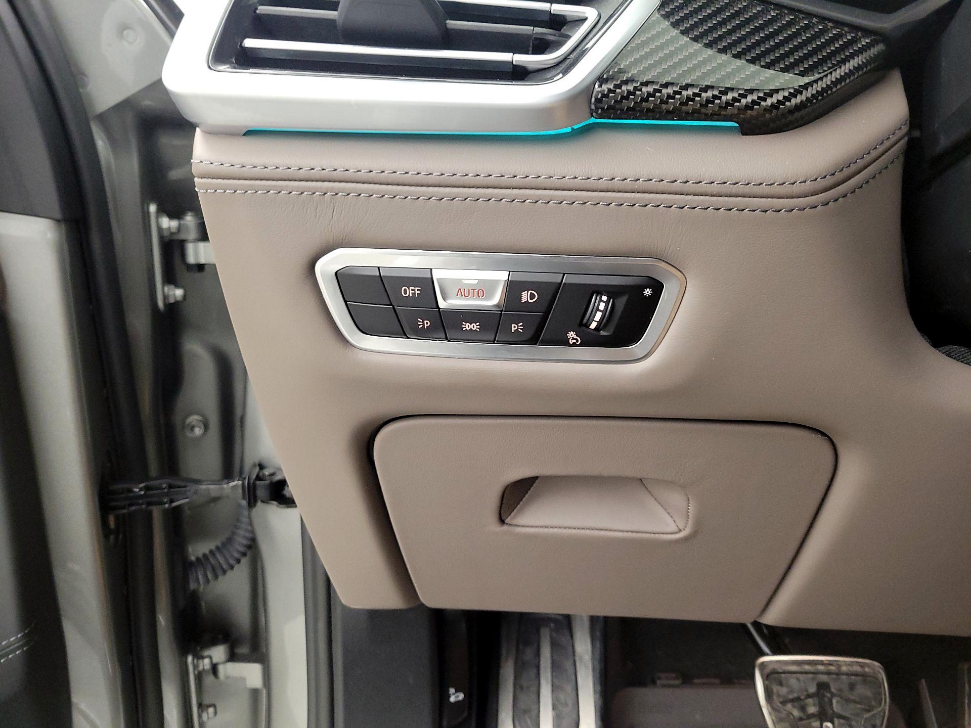 Thumbnail: 2022 BMW X5 - 13