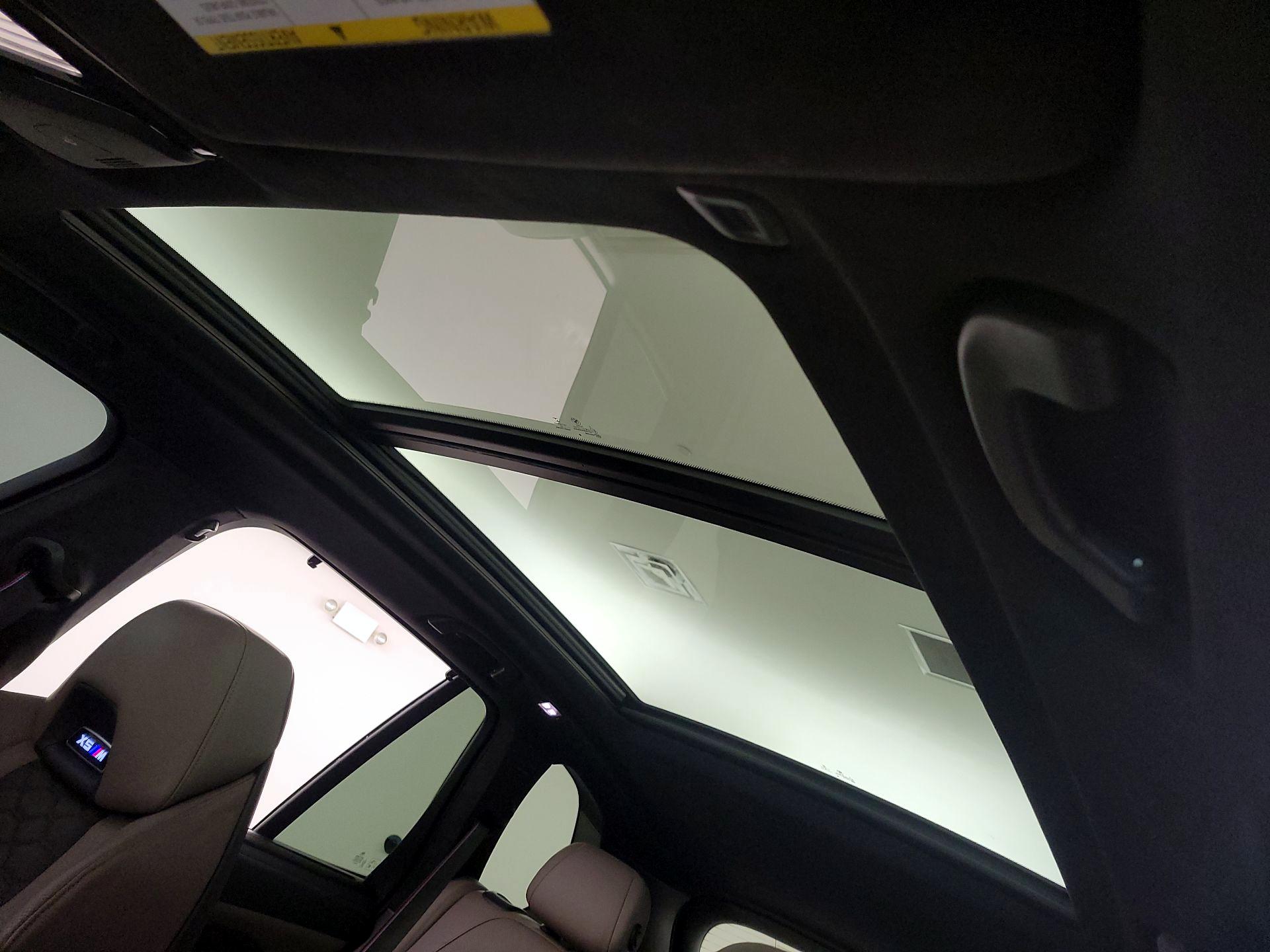 Thumbnail: 2022 BMW X5 - 20