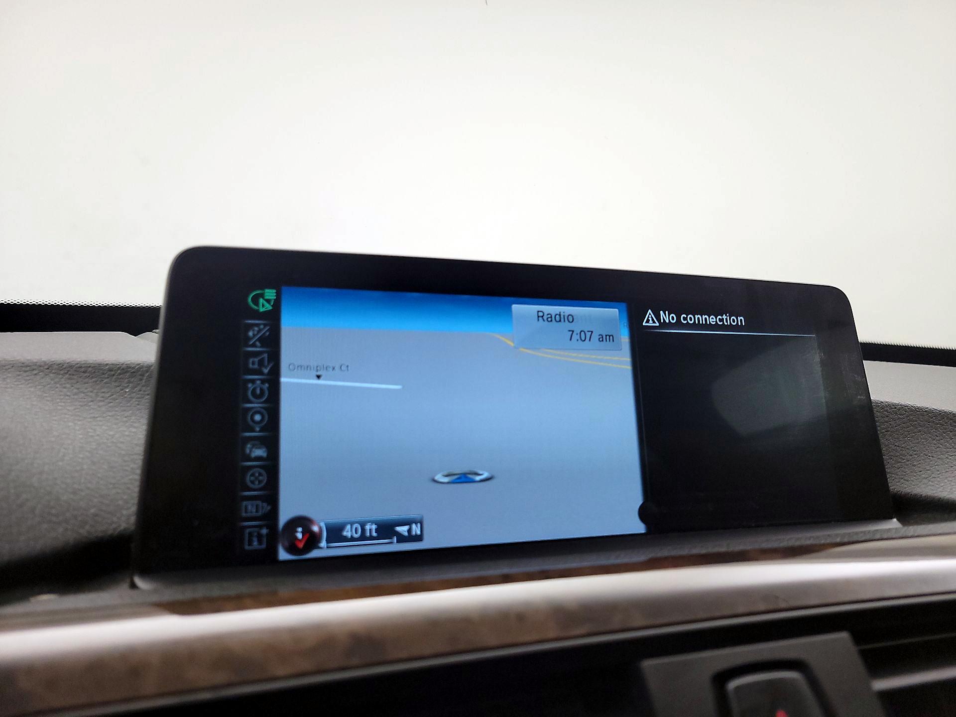 Thumbnail: 2016 BMW 3 Series - 14