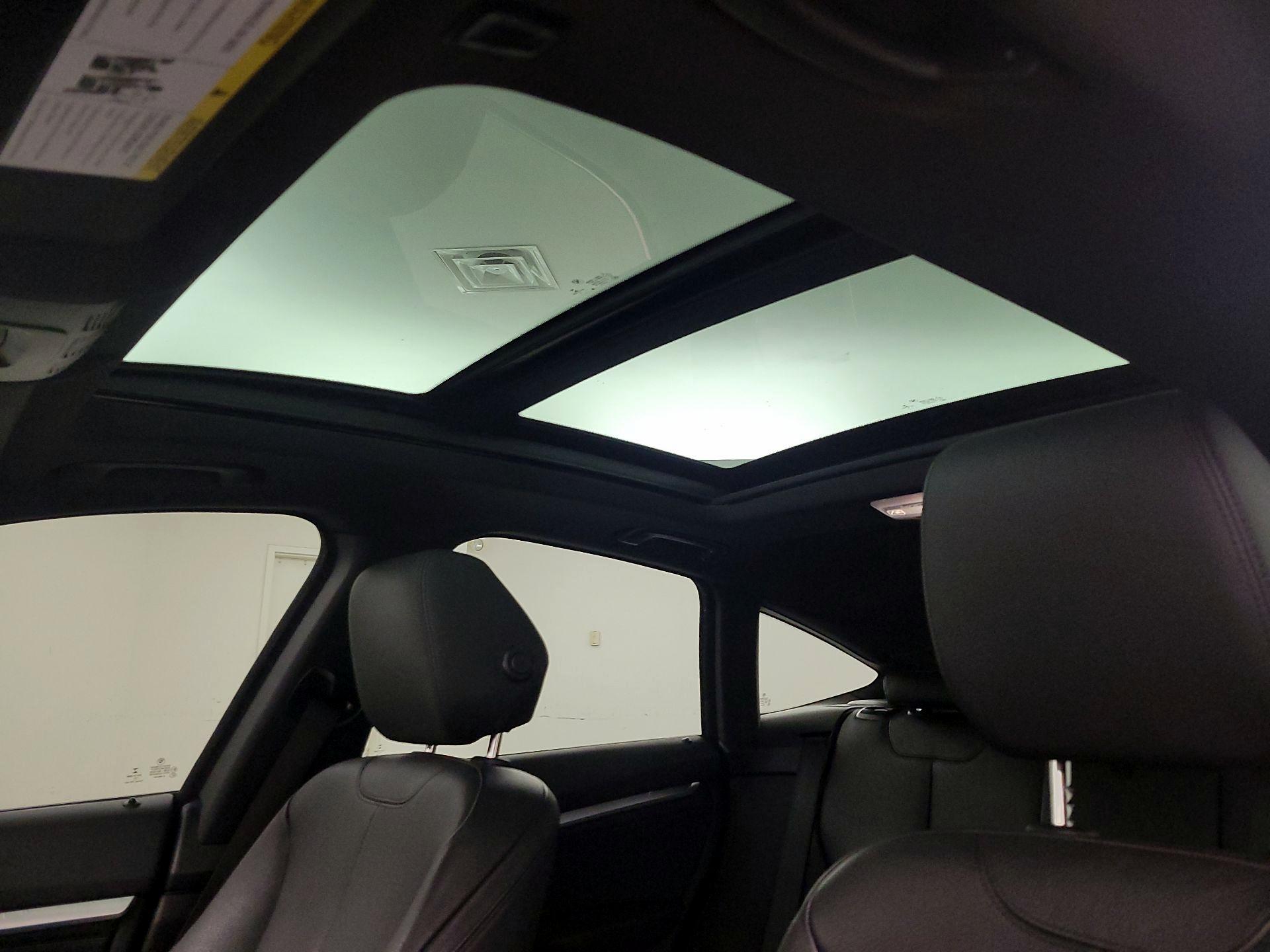 Thumbnail: 2016 BMW 3 Series - 19