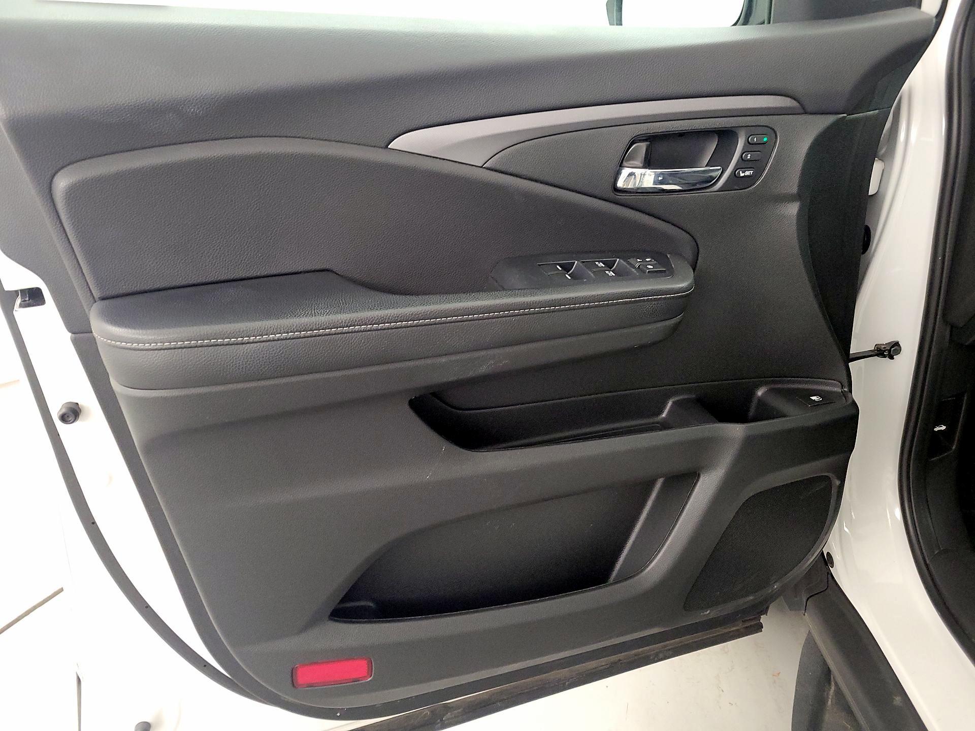 Thumbnail: 2023 Honda Ridgeline - 12