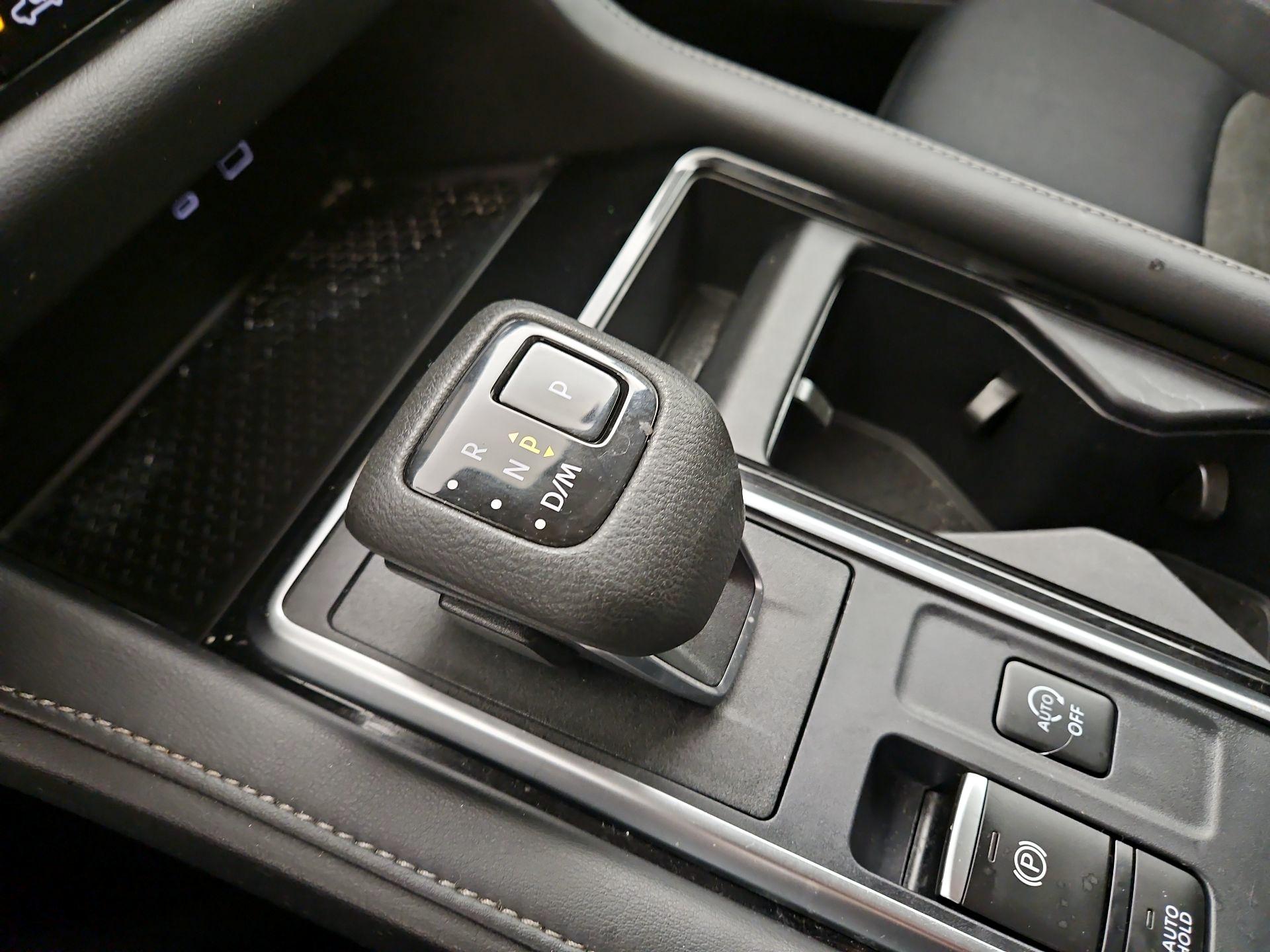 Thumbnail: 2024 Nissan Pathfinder - 17