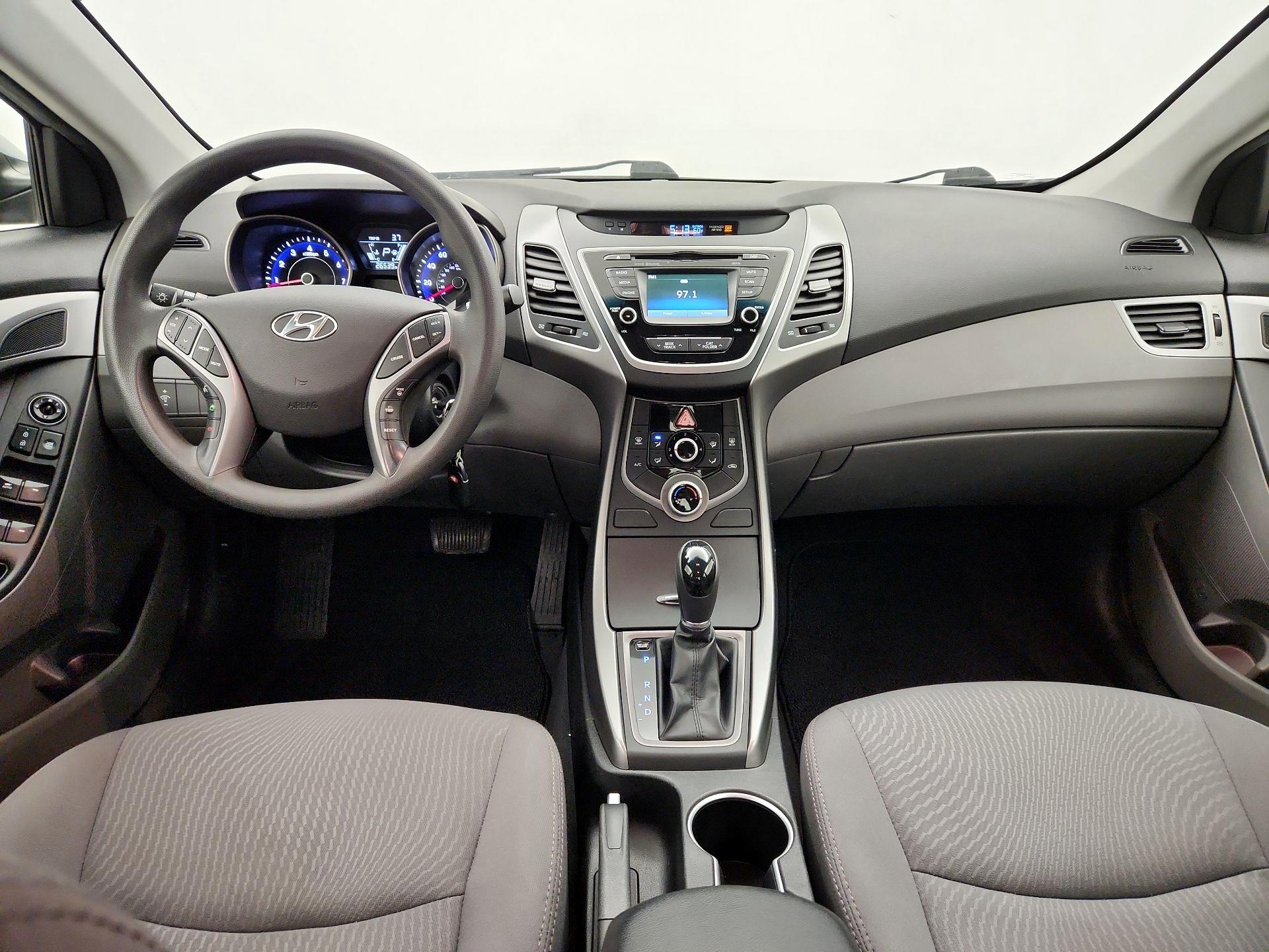 Thumbnail: 2015 Hyundai Elantra - 9