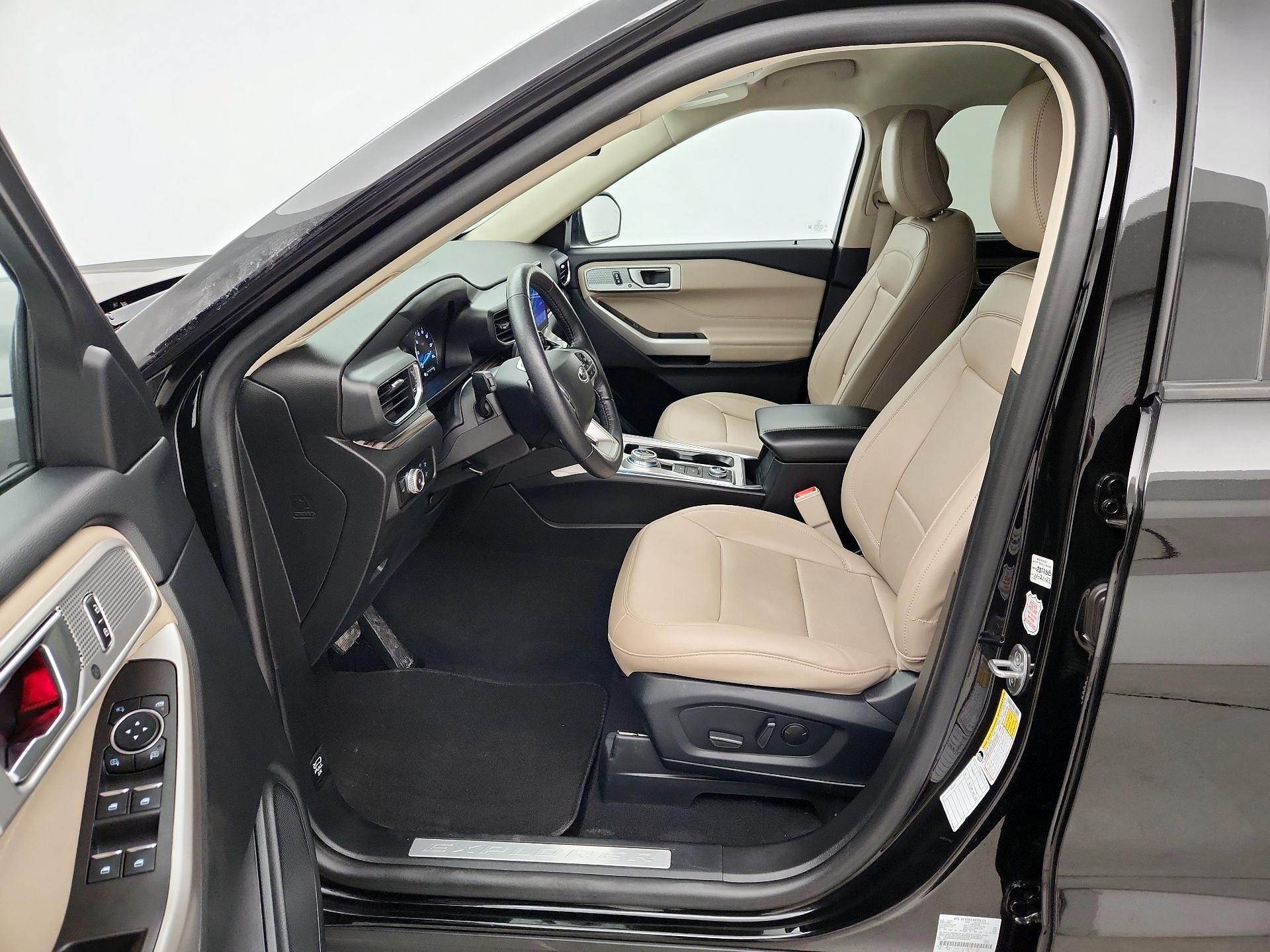 Thumbnail: 2023 Ford Explorer - 11