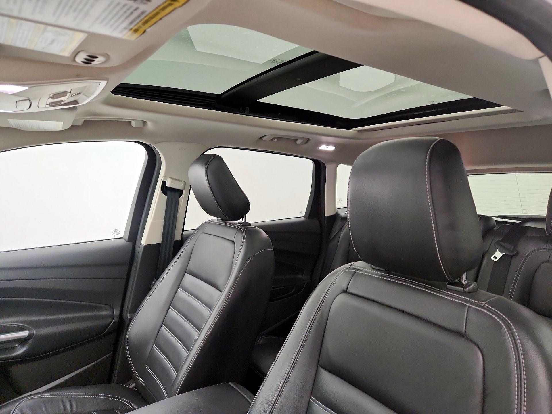 Thumbnail: 2019 Ford Escape - 20