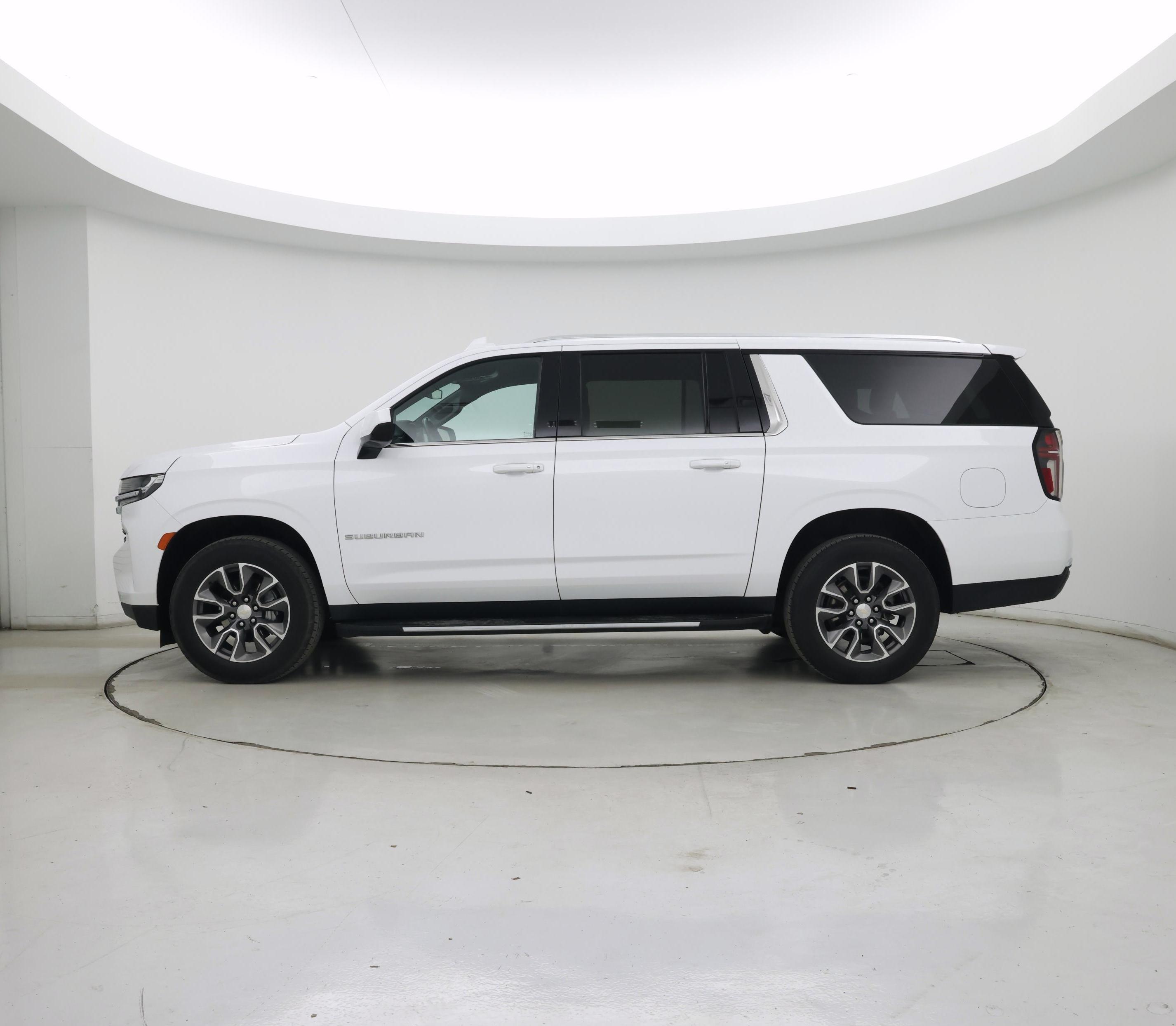 Thumbnail: 2023 Chevrolet Suburban - 3