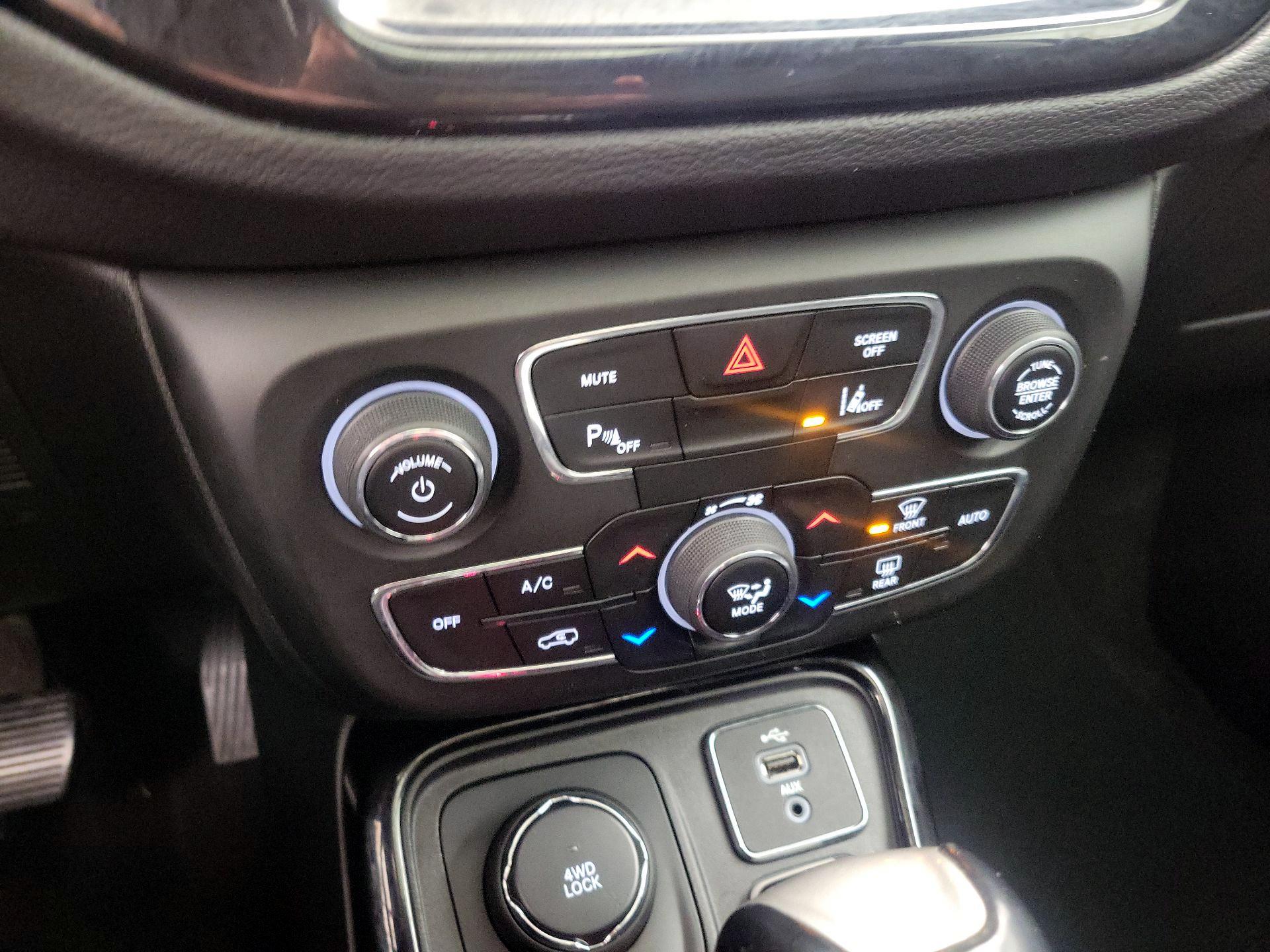 Thumbnail: 2018 Jeep Compass - 17