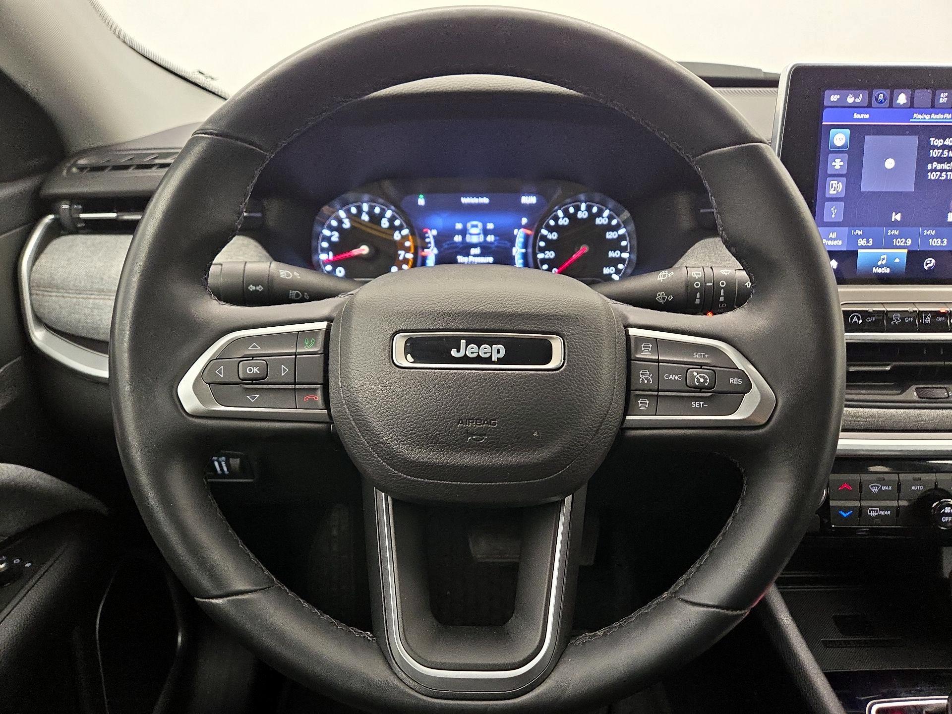 Thumbnail: 2022 Jeep Compass - 10