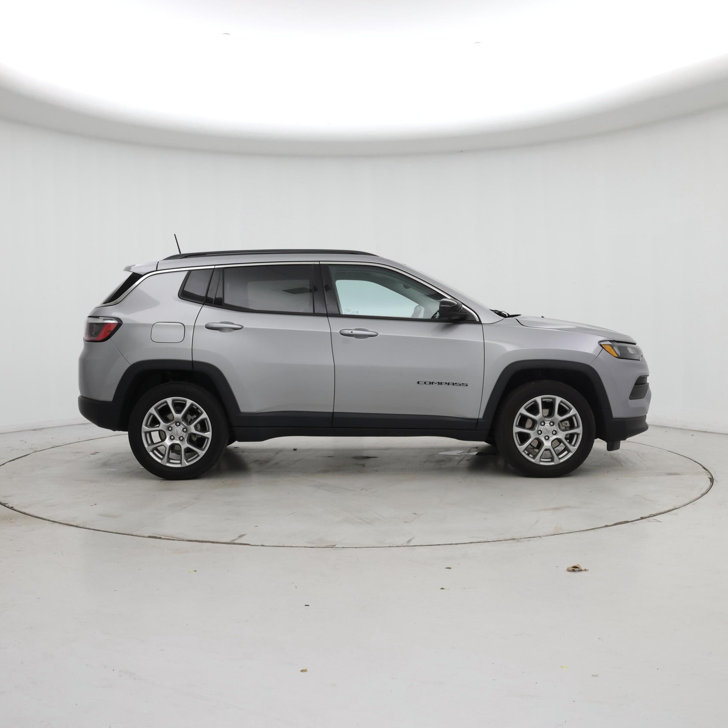 Thumbnail: 2022 Jeep Compass - 7