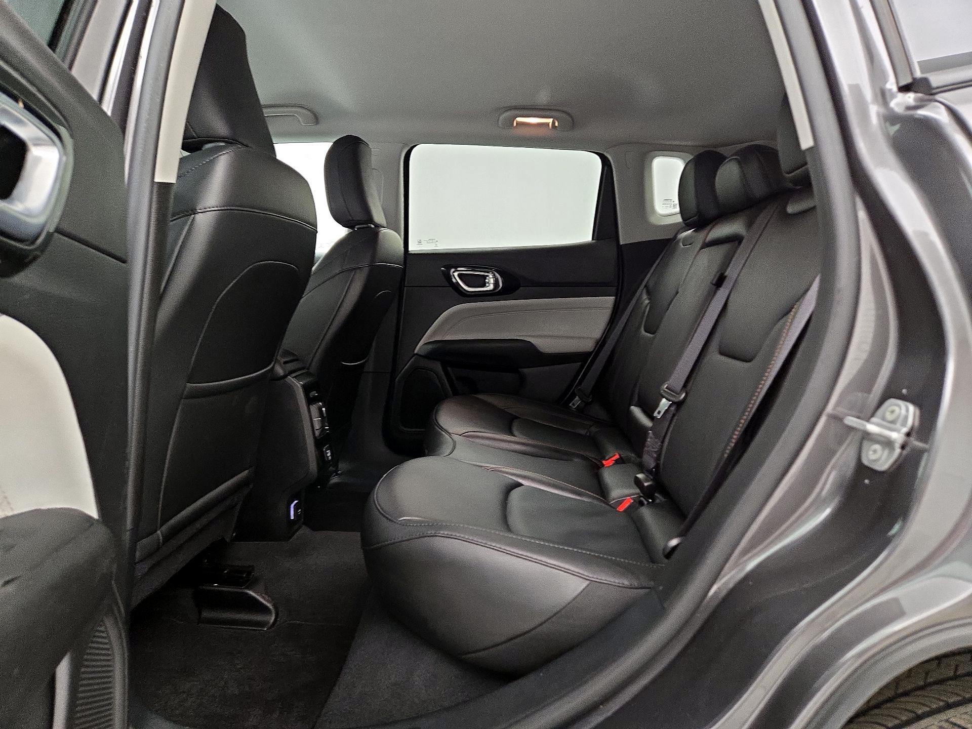 Thumbnail: 2022 Jeep Compass - 19