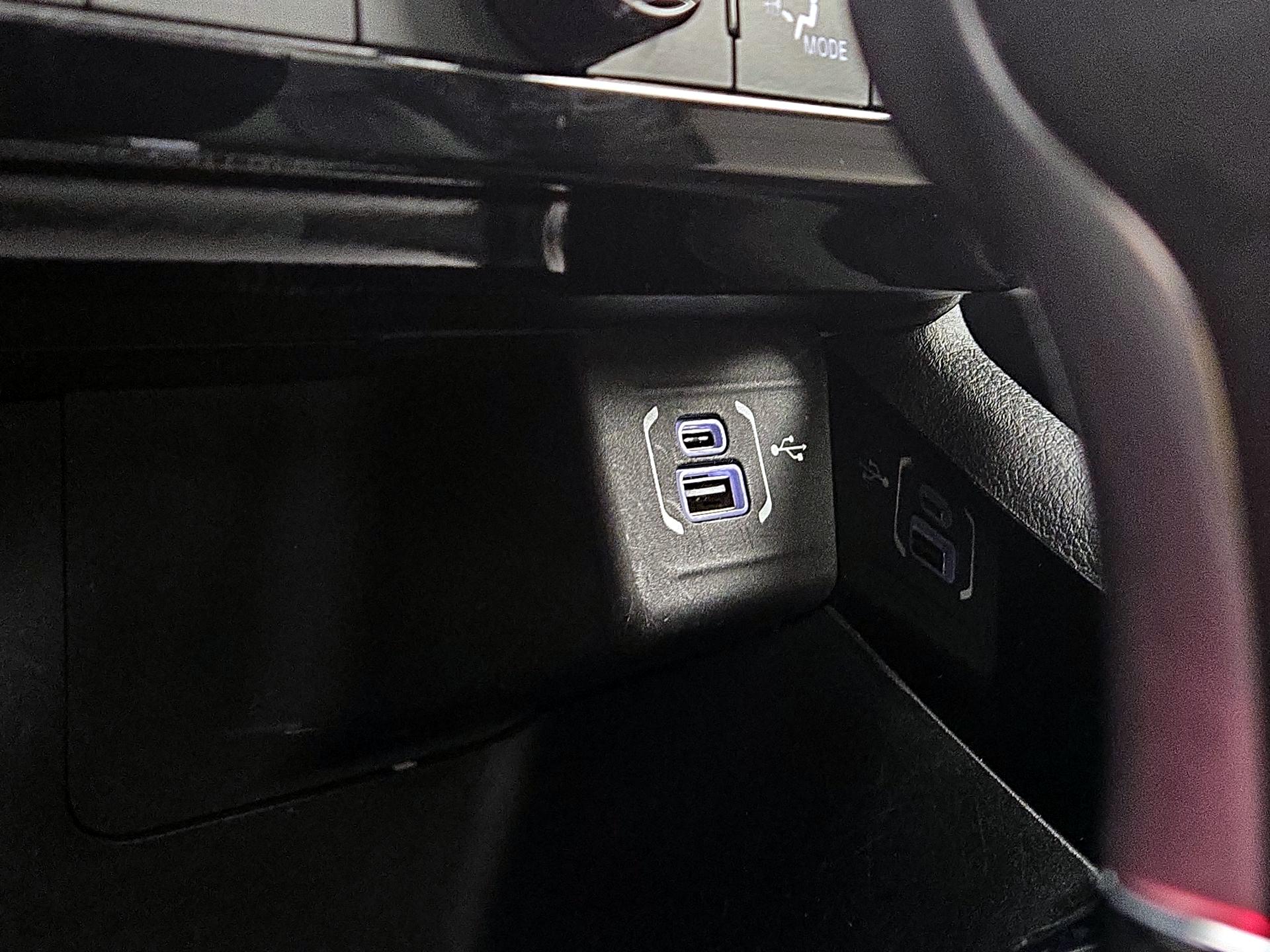 Thumbnail: 2022 Jeep Compass - 18