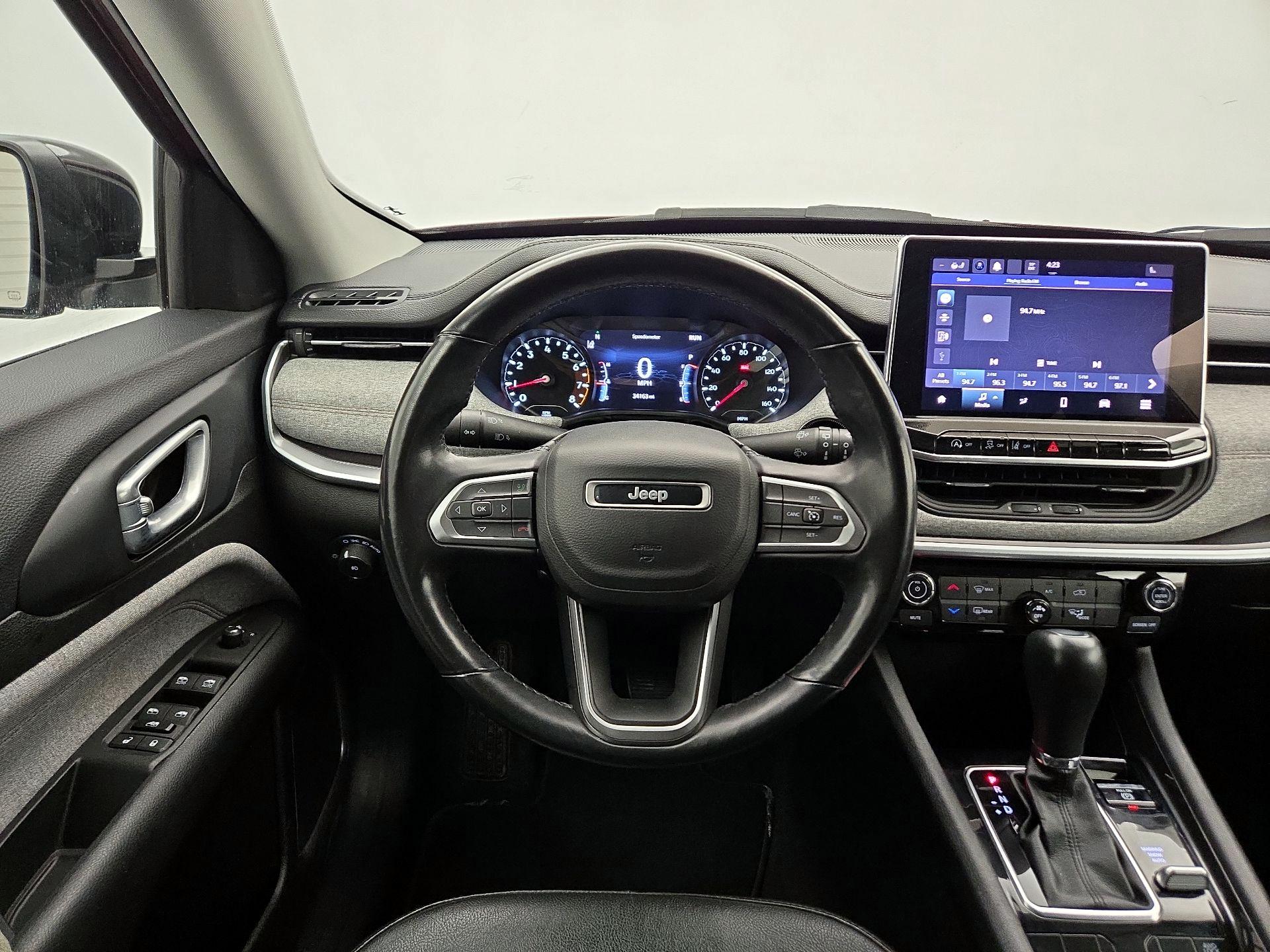 Thumbnail: 2022 Jeep Compass - 10