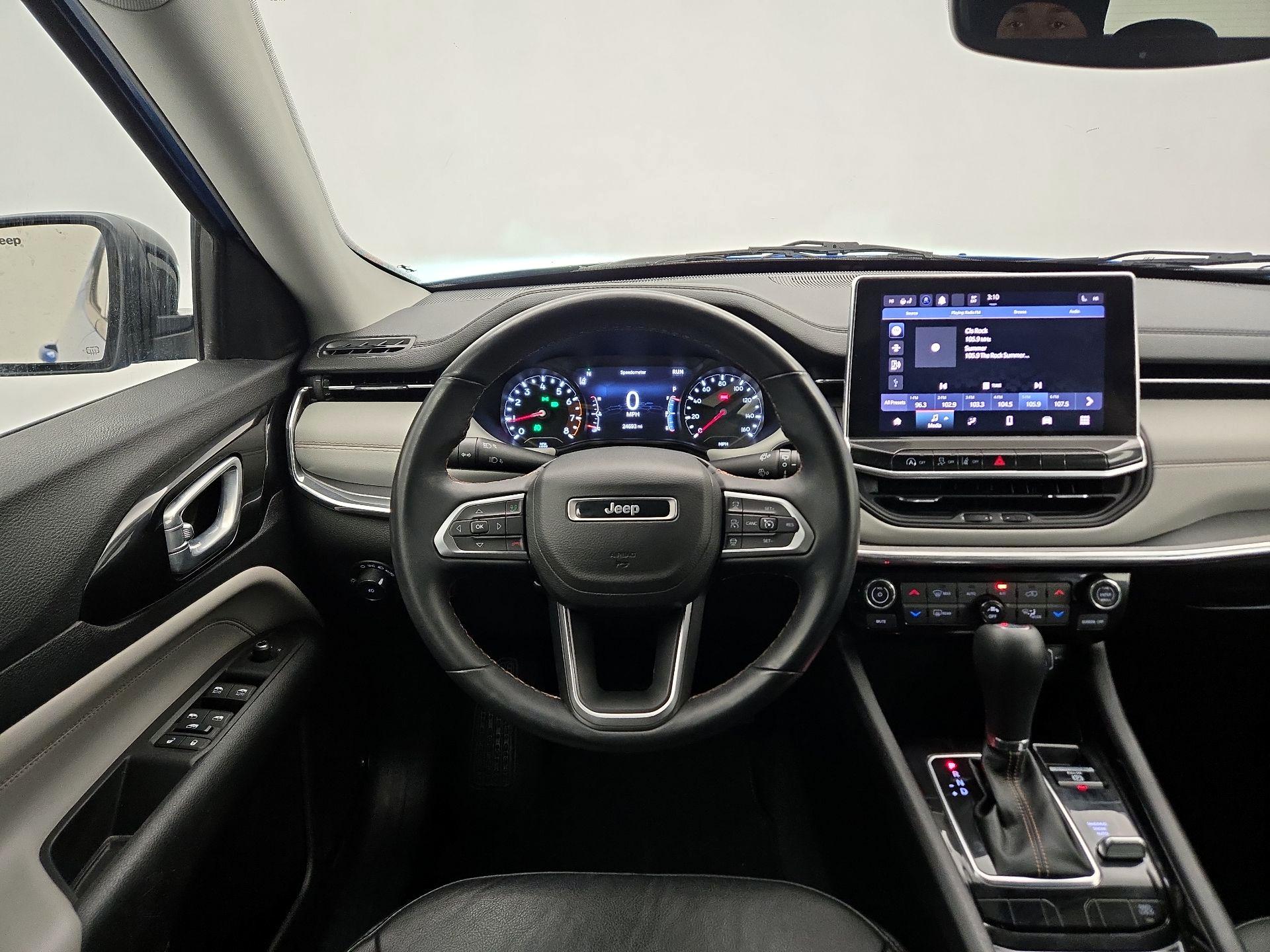 Thumbnail: 2022 Jeep Compass - 10