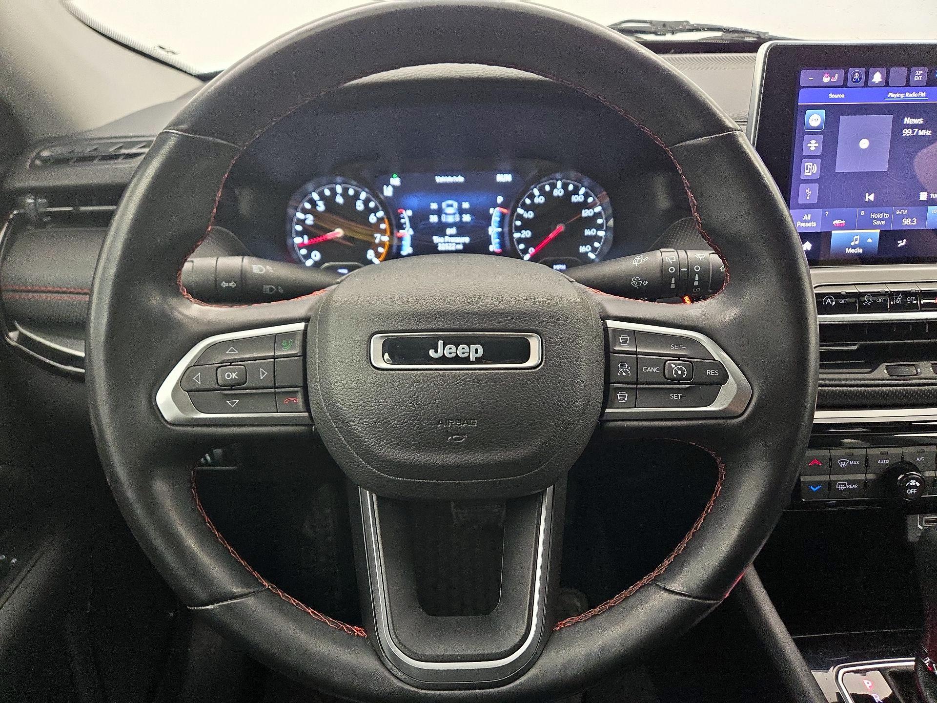 Thumbnail: 2022 Jeep Compass - 10