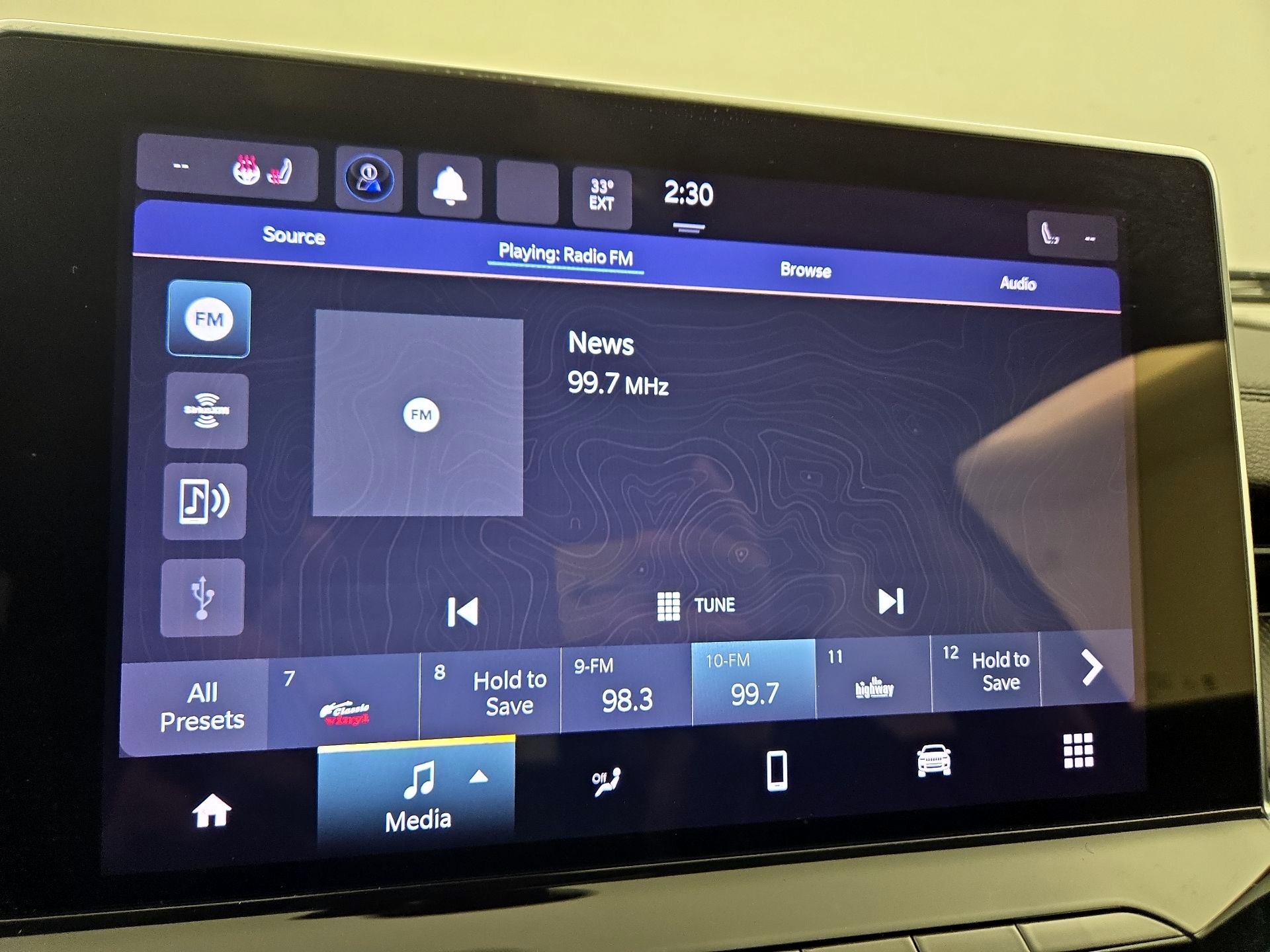 Thumbnail: 2022 Jeep Compass - 15