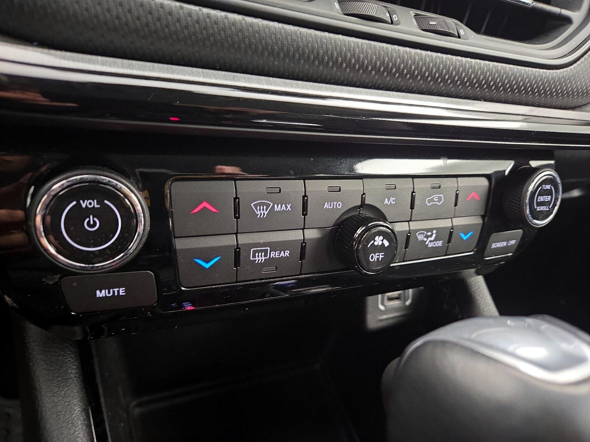 Thumbnail: 2022 Jeep Compass - 16