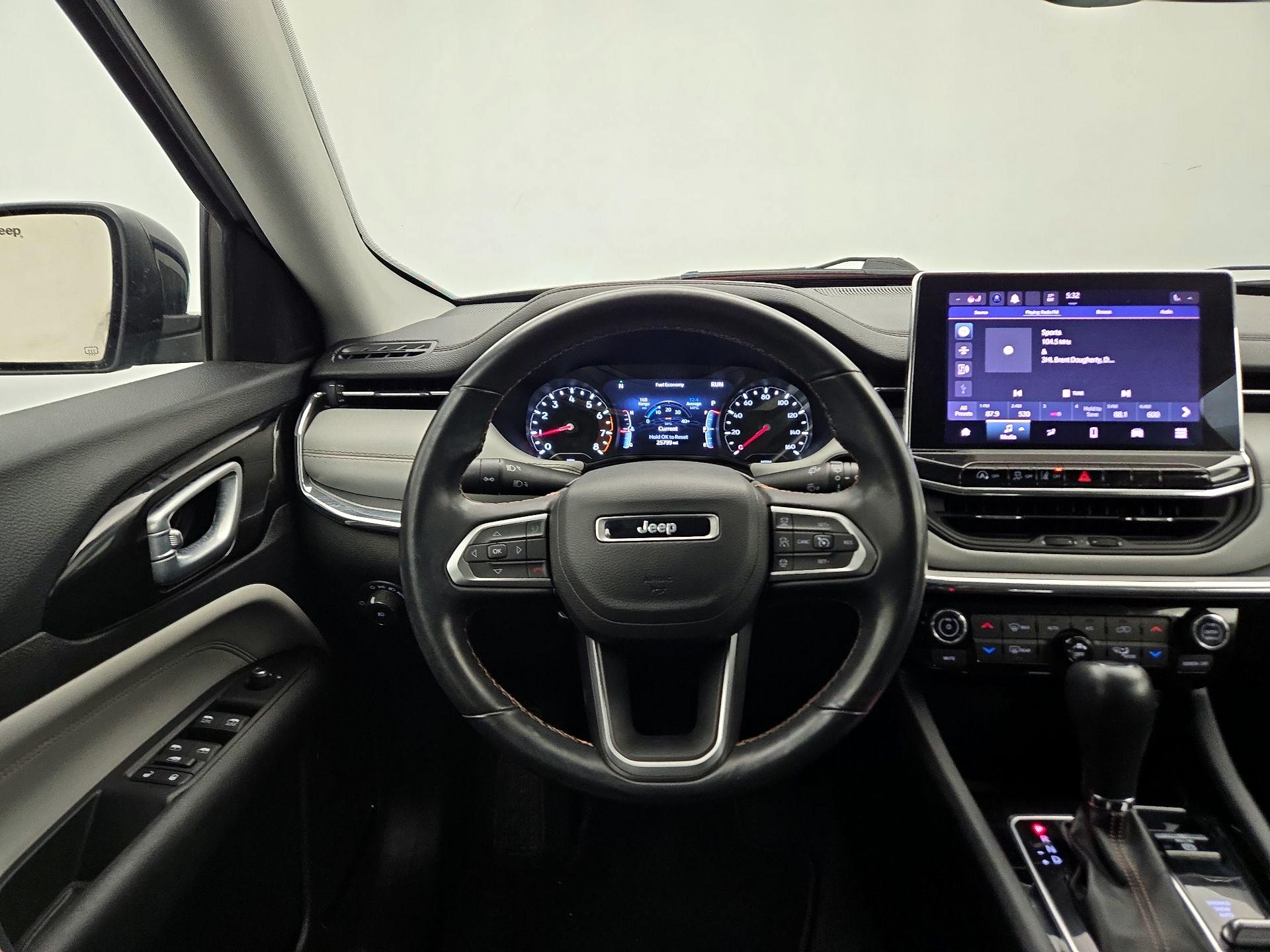 Thumbnail: 2022 Jeep Compass - 10