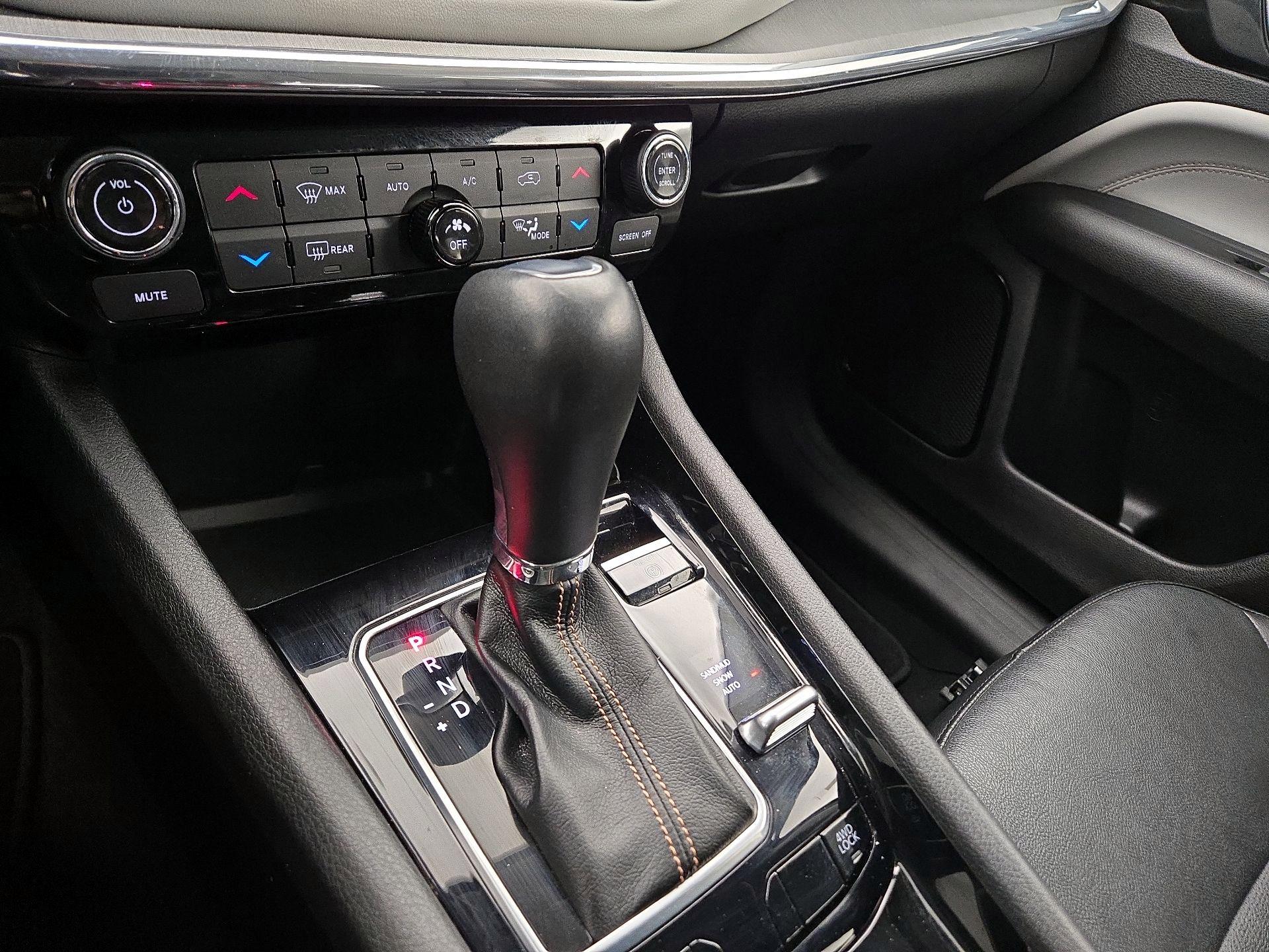 Thumbnail: 2022 Jeep Compass - 17