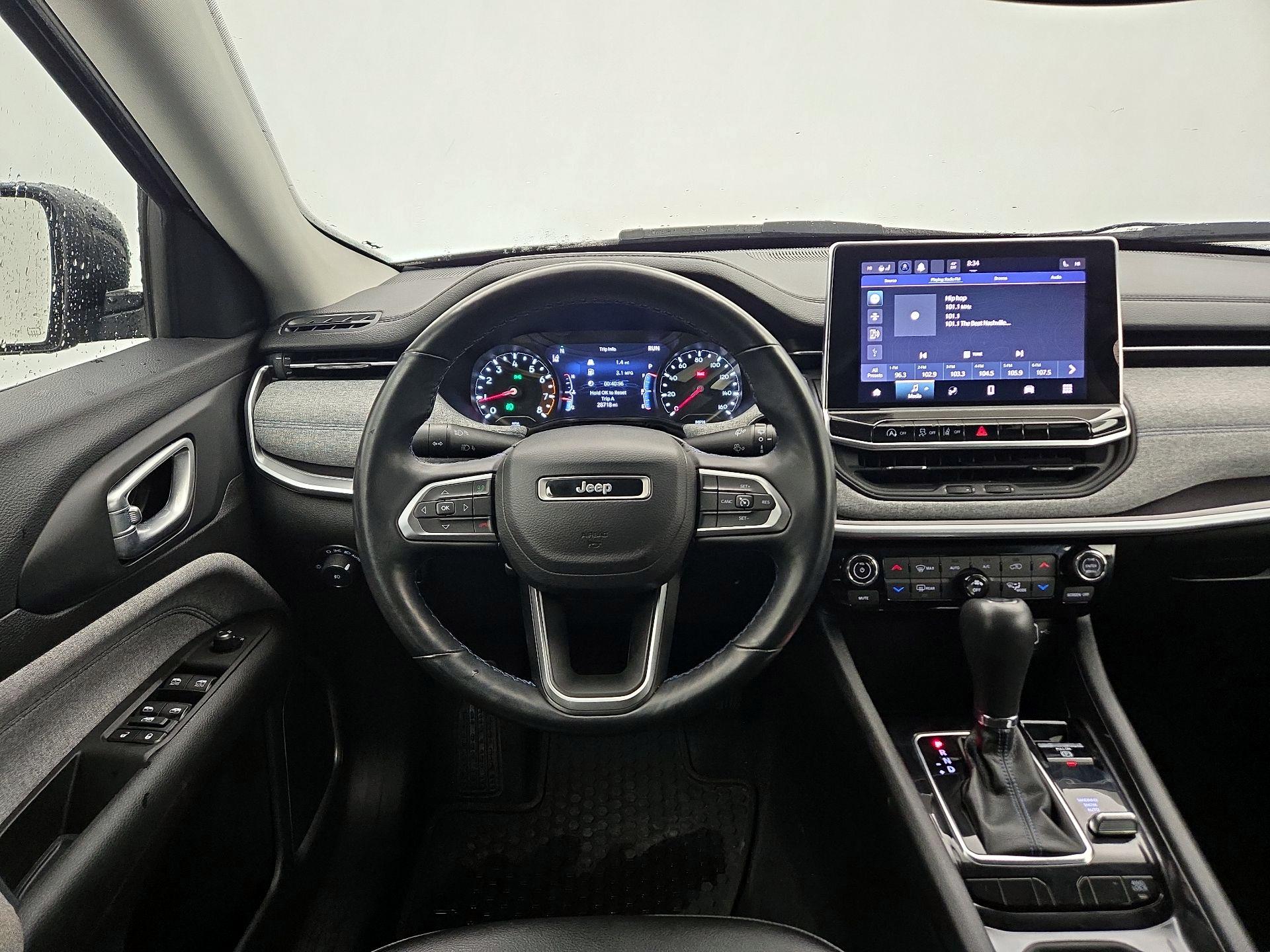 Thumbnail: 2022 Jeep Compass - 10