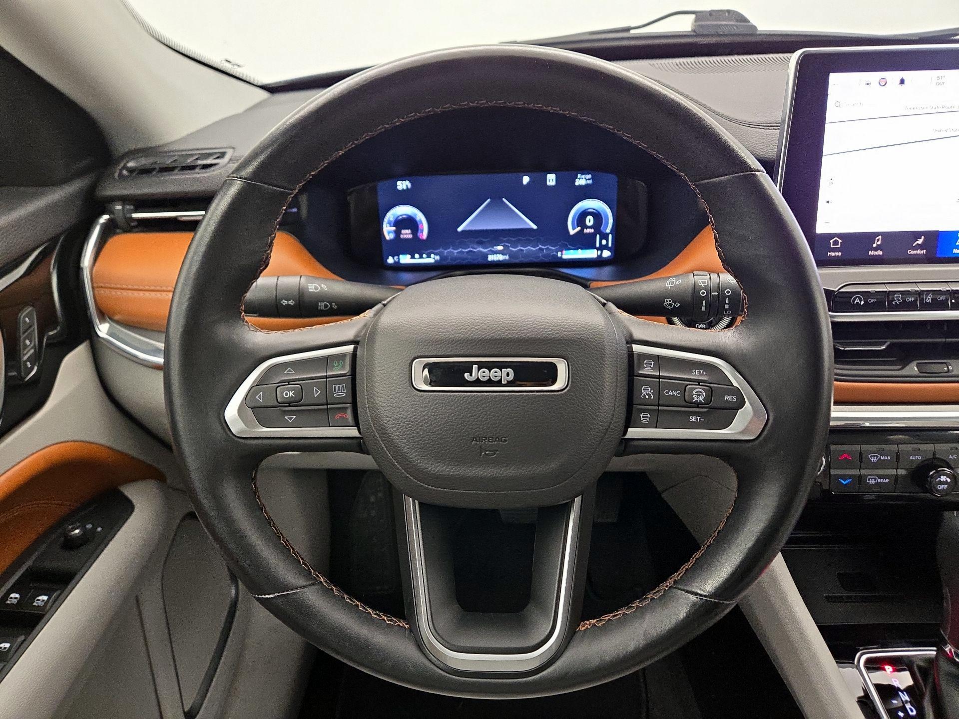 Thumbnail: 2022 Jeep Compass - 10