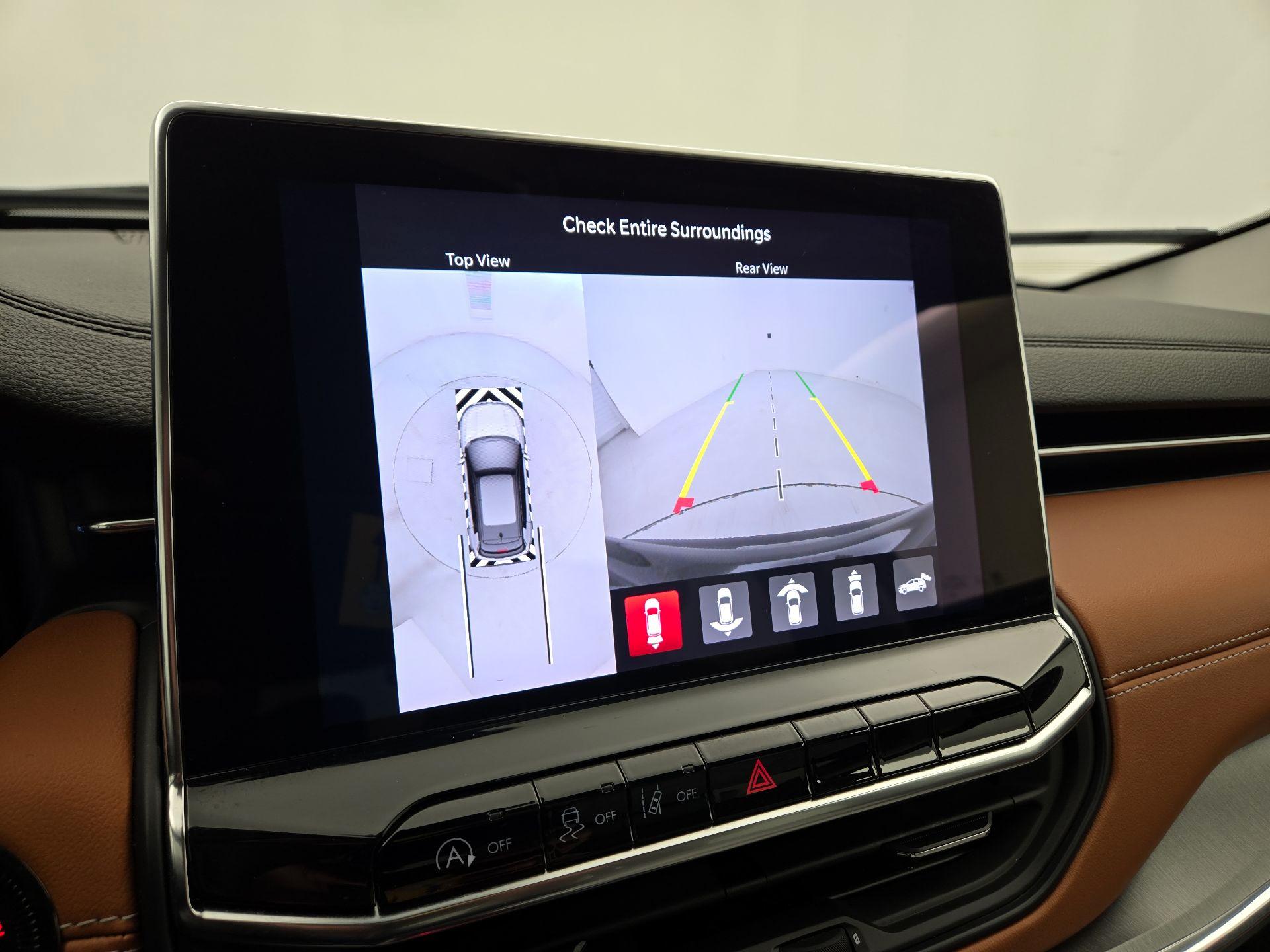 Thumbnail: 2022 Jeep Compass - 15