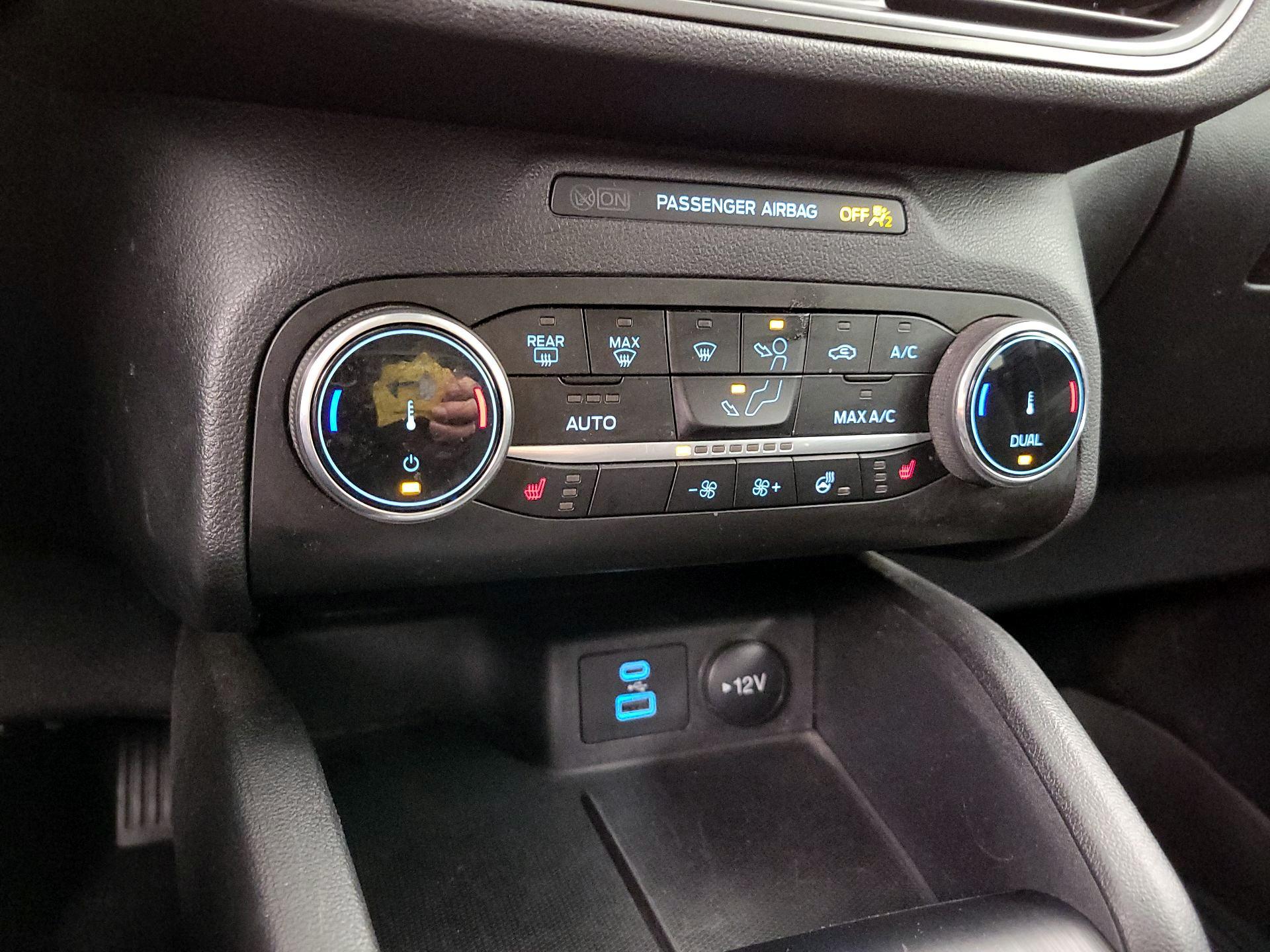 Thumbnail: 2023 Ford Escape - 16