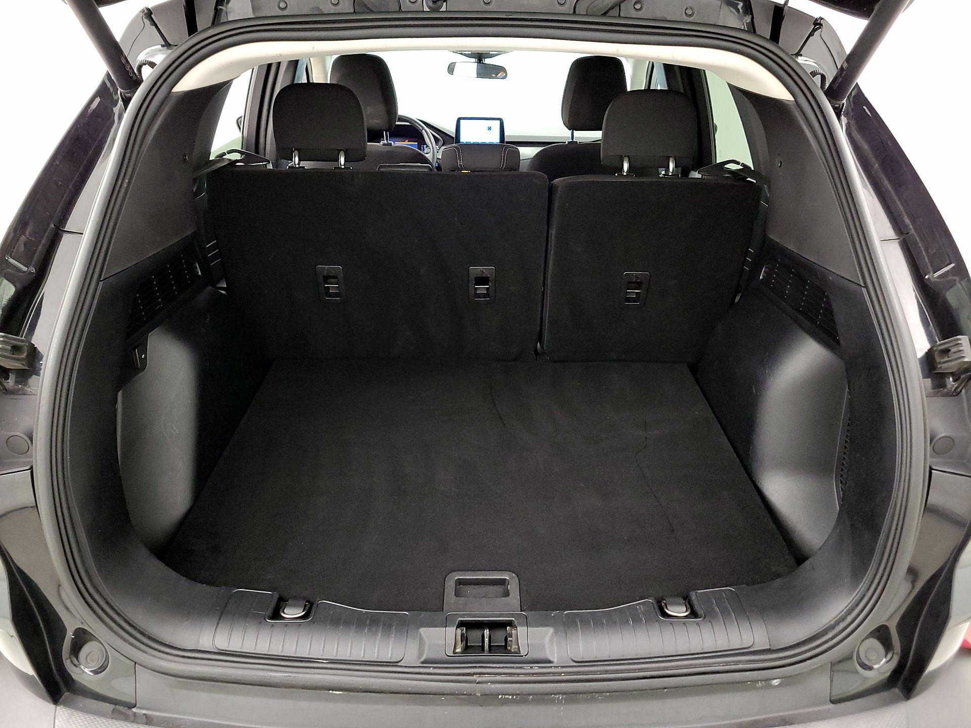 Thumbnail: 2023 Ford Escape - 20