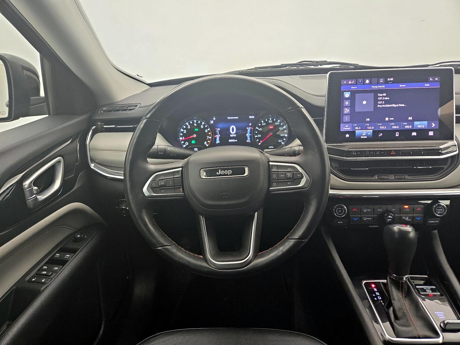 Thumbnail: 2022 Jeep Compass - 10