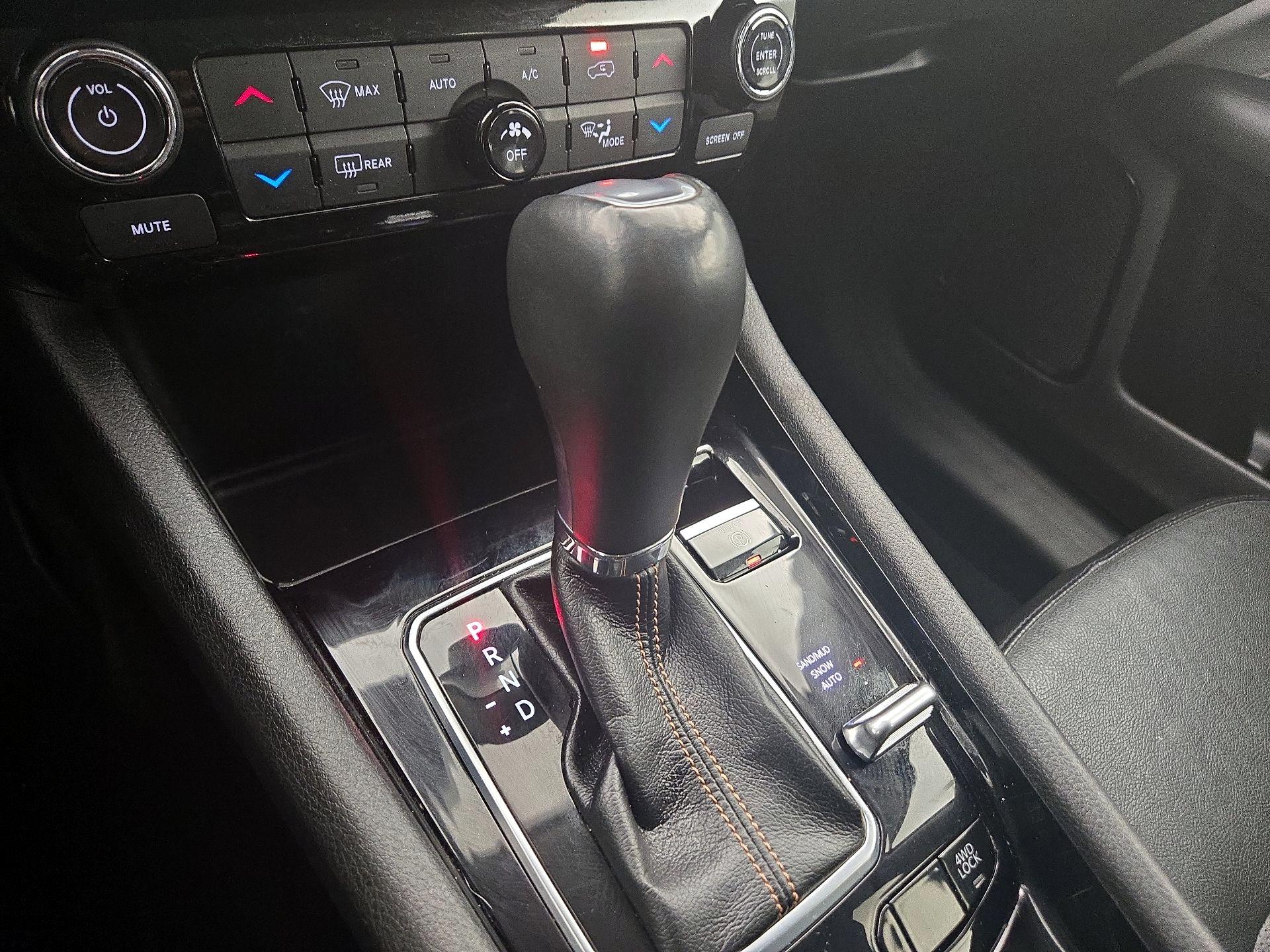 Thumbnail: 2022 Jeep Compass - 17