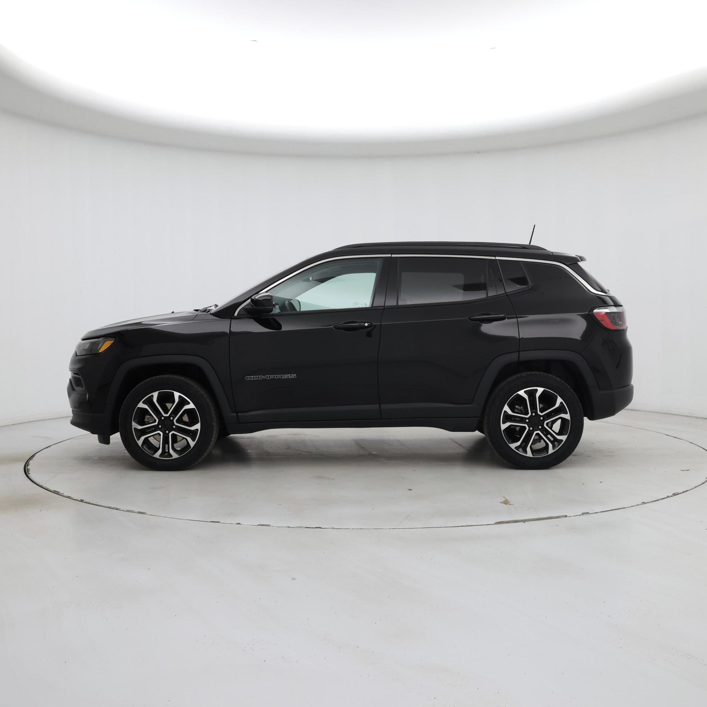 Thumbnail: 2022 Jeep Compass - 3