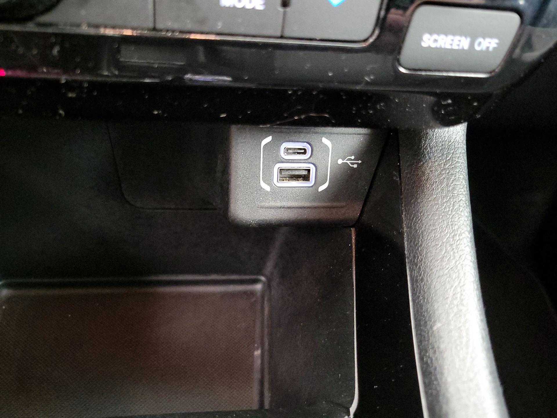 Thumbnail: 2022 Jeep Compass - 18