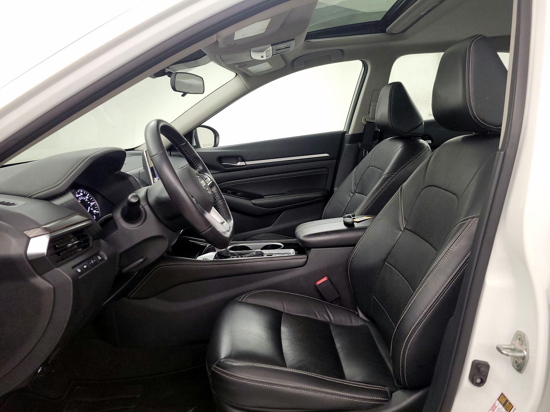 Thumbnail: 2022 Nissan Altima - 11