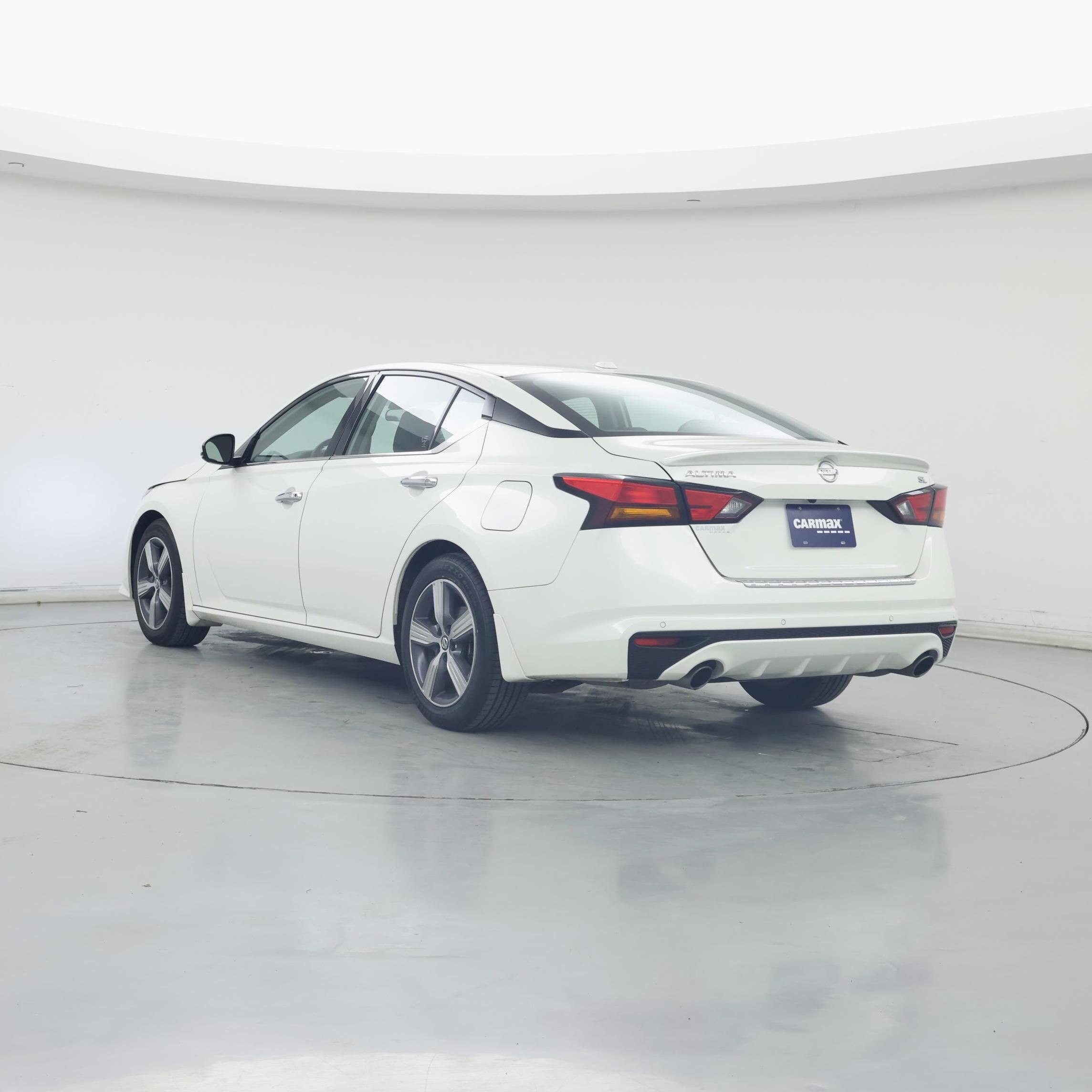 Thumbnail: 2022 Nissan Altima - 2