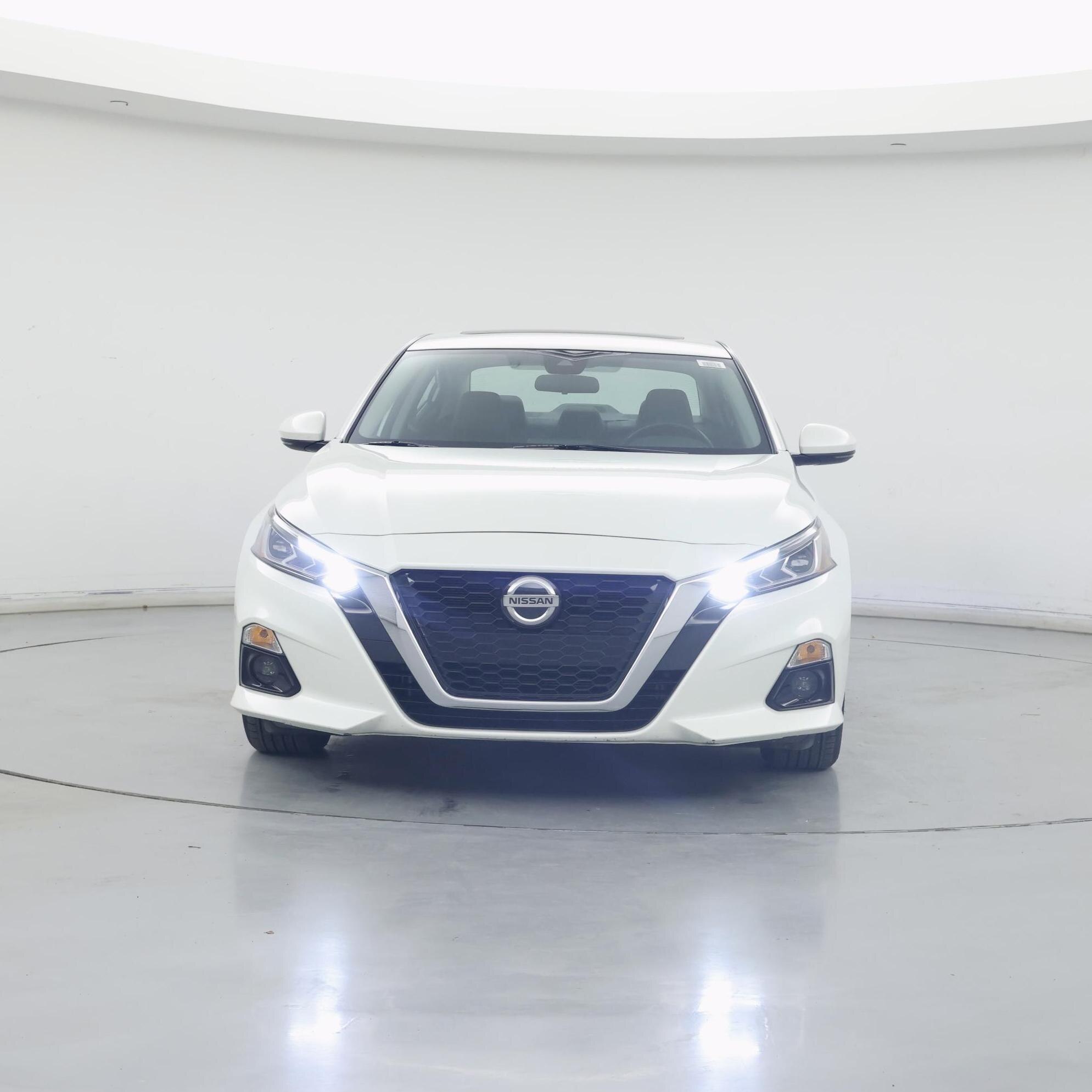 Thumbnail: 2022 Nissan Altima - 5