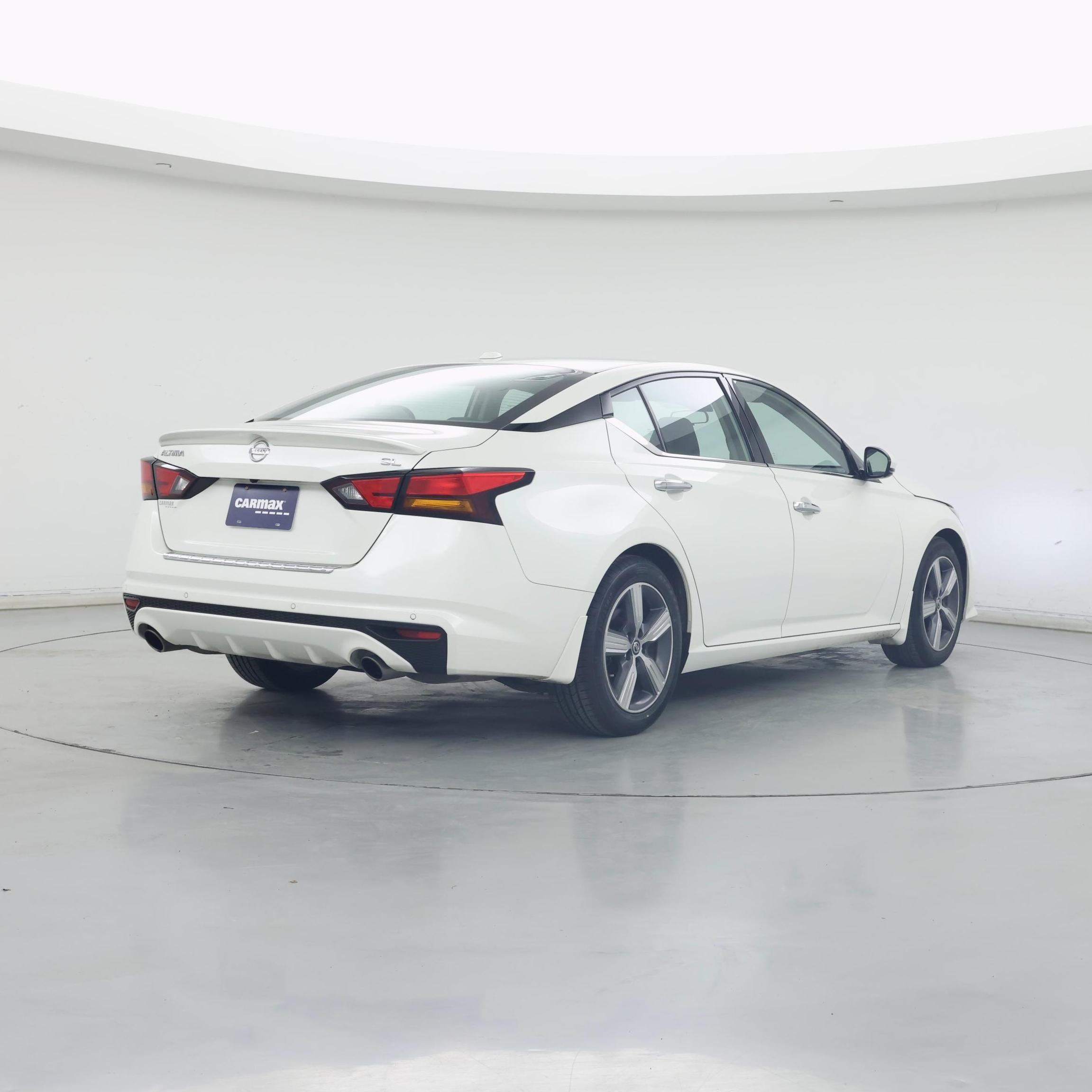 Thumbnail: 2022 Nissan Altima - 8