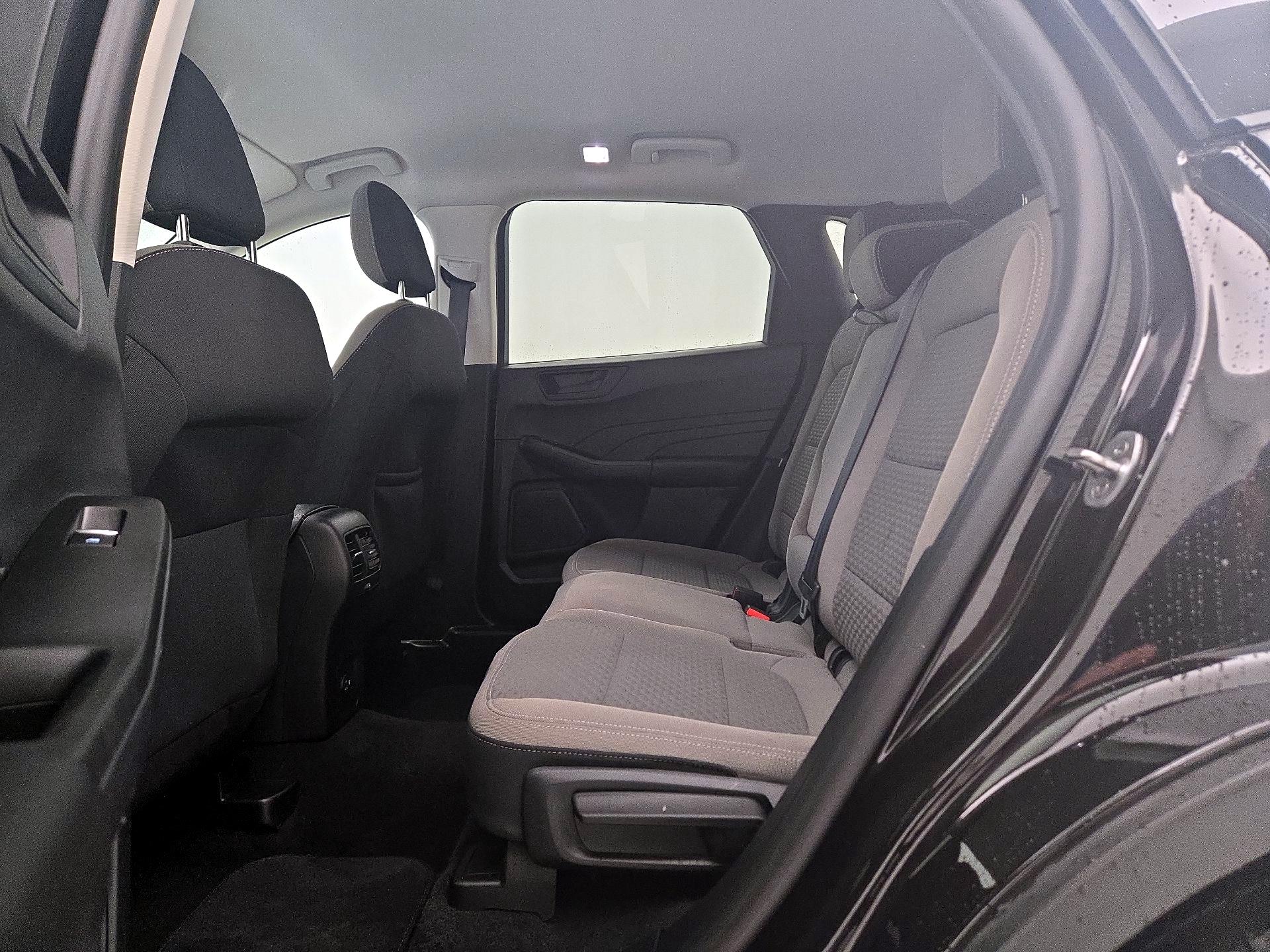 Thumbnail: 2022 Ford Escape - 20