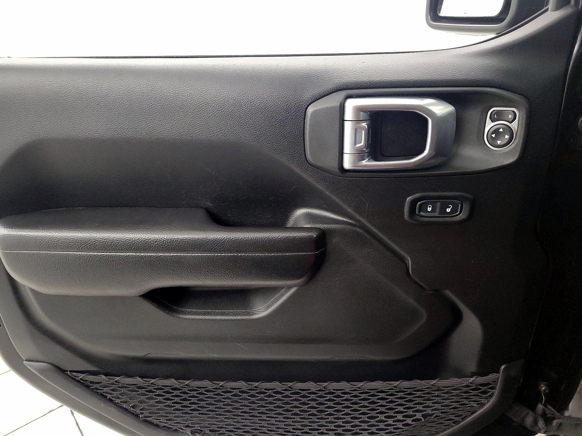 Thumbnail: 2022 Jeep Gladiator - 12