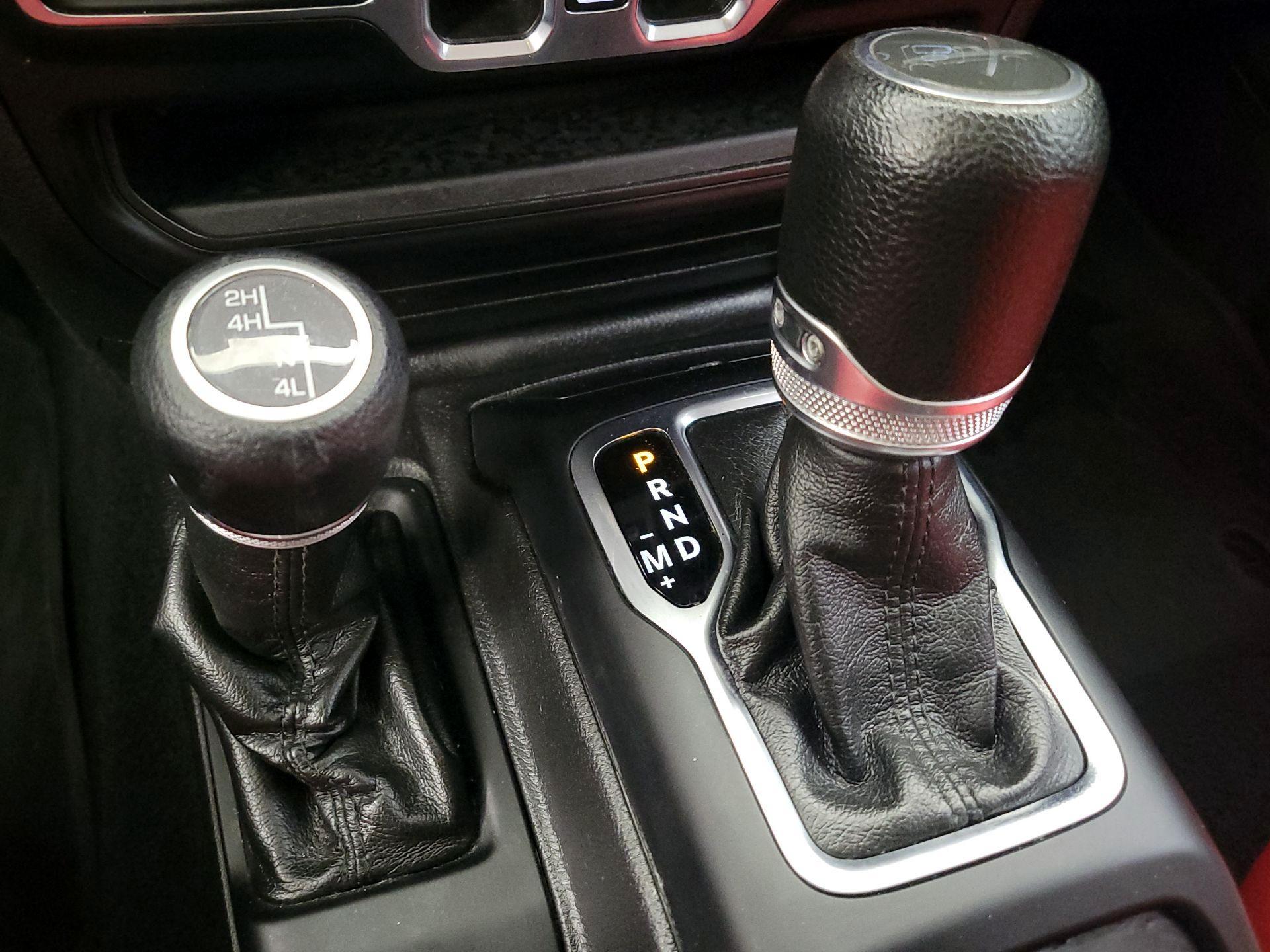 Thumbnail: 2022 Jeep Gladiator - 18